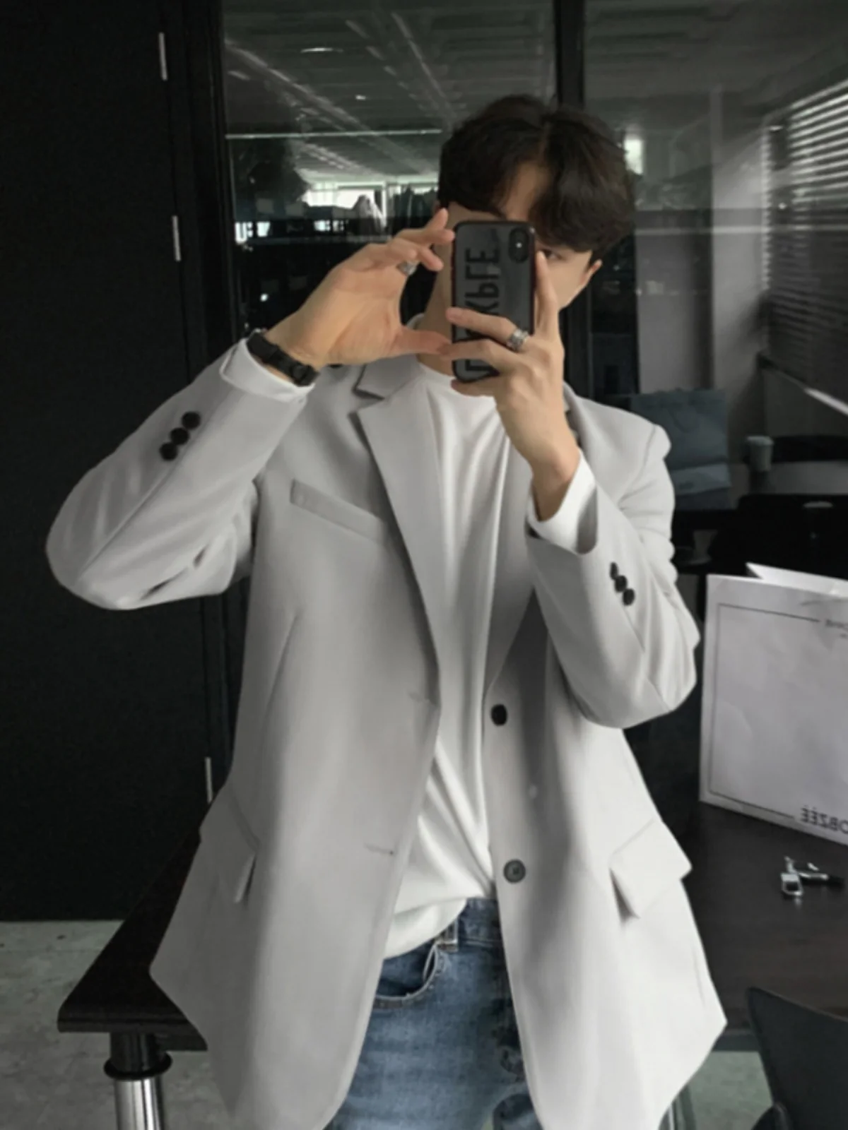 Casual Busin Men's Suit Lightweight Iron-Free oulder Pad Single-Breasted Long Sve Stand Fit Four Seasons Pure Color
Casual Busin Men's Suit Lightweight Iron-Free oulder Pad Single-Breasted Long Sve Stand Fit Four Seasons Pure Color