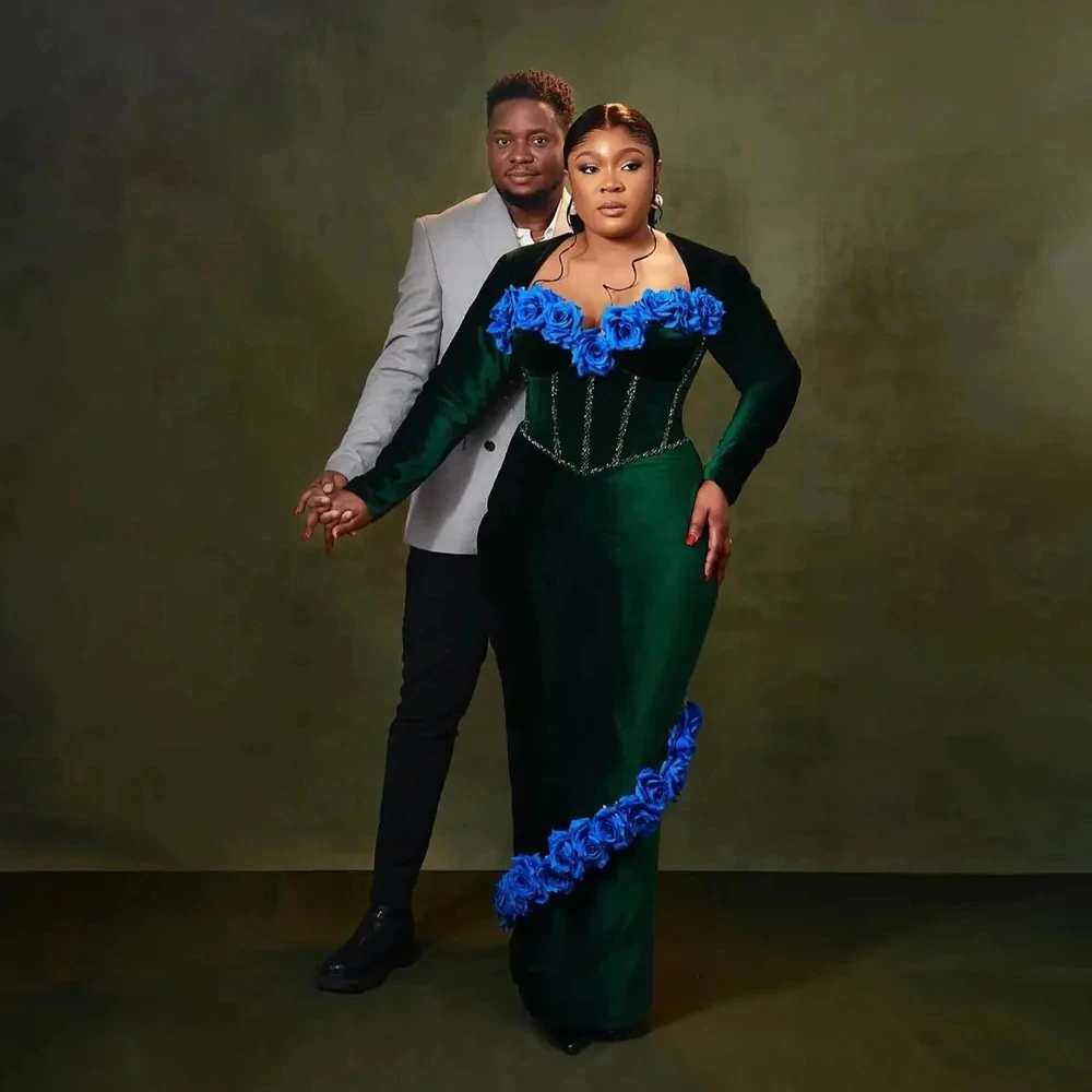 2025 Green Evening Dresses Floral Sequin Prom Dress with Sleeves Floor Length Long Straight Velvet Evening Gowns Luxury Emerald
2025 Green Evening Dresses Floral Sequin Prom Dress with Sleeves Floor Length Long Straight Velvet Evening Gowns Luxury Emerald