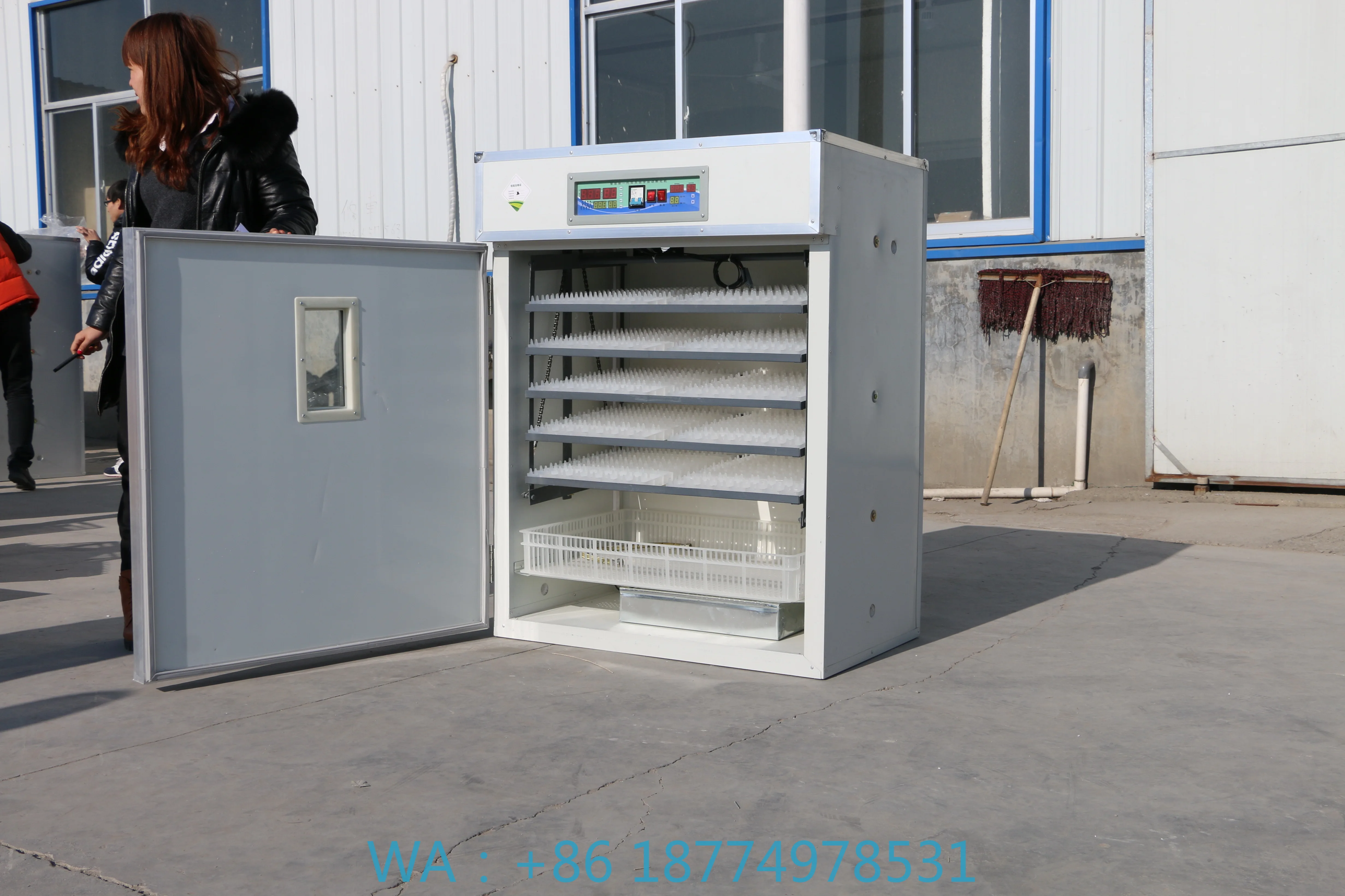 F с инкубаторами емкостью 880, автоматические инкубаторы для яиц инкубатора для инкубации яиц HJ-I7
F с инкубаторами емкостью 880, автоматические инкубаторы для яиц инкубатора для инкубации яиц HJ-I7