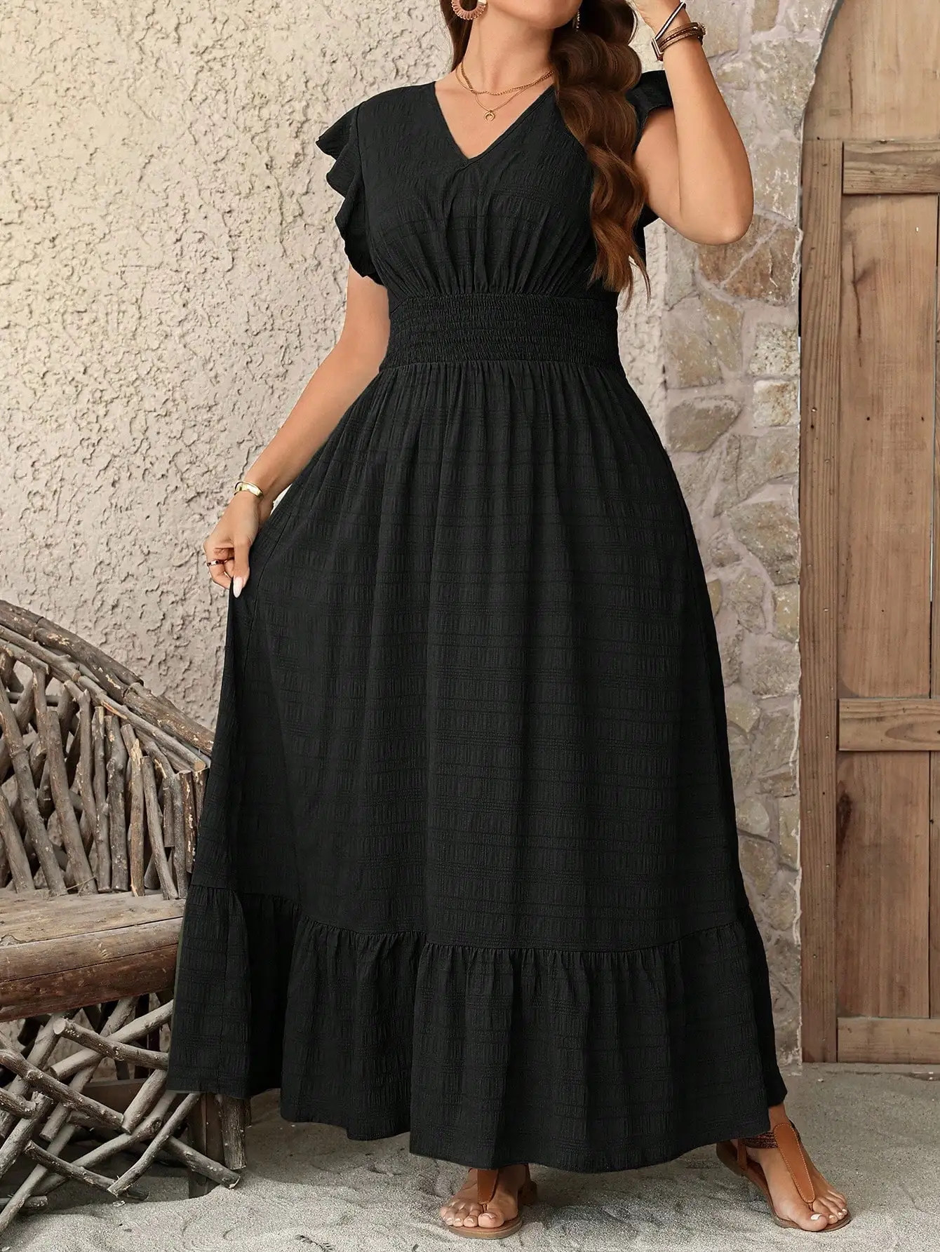 Black V-Neck Ruffle Sleeve Flowy Maxi Dress With Elastic Waist
Black V-Neck Ruffle Sleeve Flowy Maxi Dress With Elastic Waist