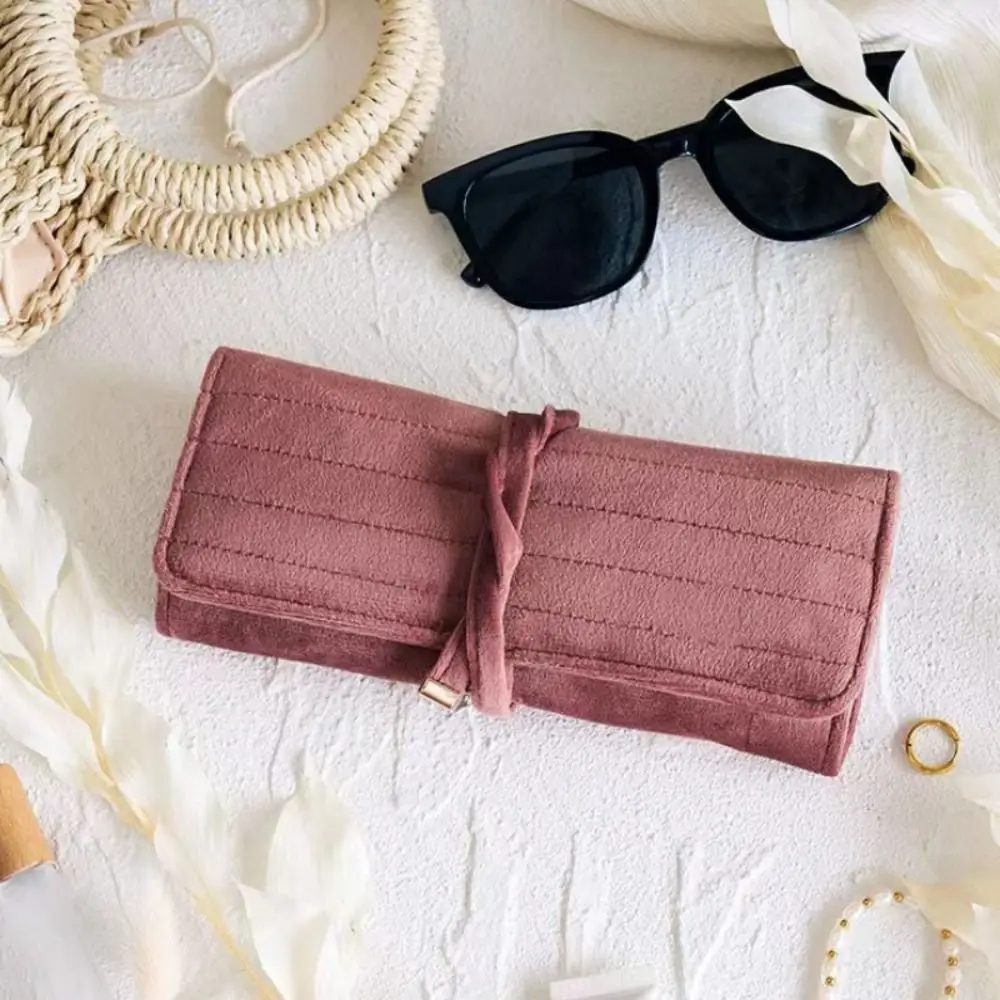 Lace Up Velvet Jewelry Packing Bag Bracelet Necklace Large Capacity Jewelry Storage Bag Earrings Organizer Velvet Jewelry Holder
Lace Up Velvet Jewelry Packing Bag Bracelet Necklace Large Capacity Jewelry Storage Bag Earrings Organizer Velvet Jewelry Holder