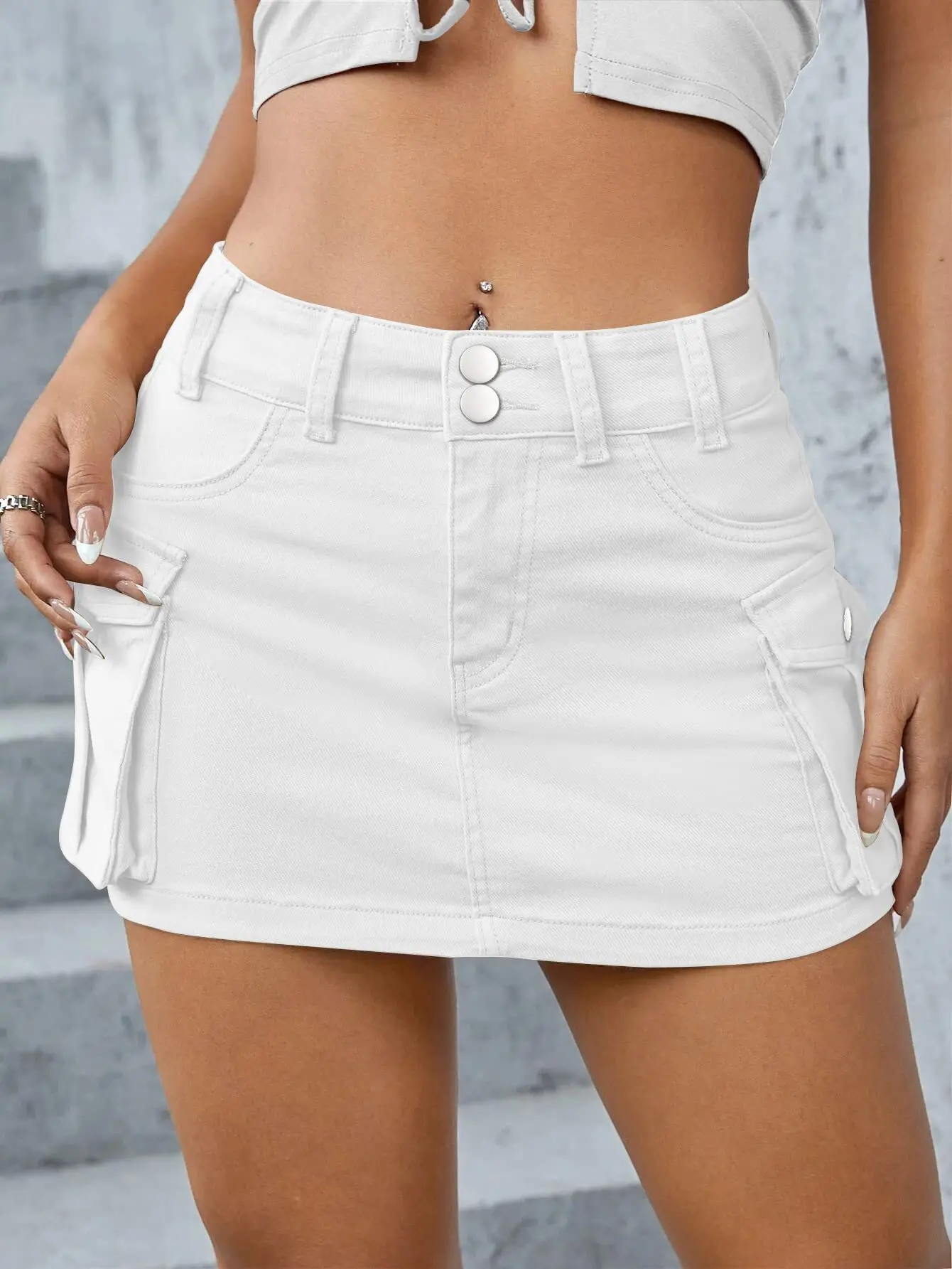 Women's Denim Cargo Mini Skirt, High Waisted Short Jean Skirt with Side Pockets, Casual Streetwear Y2K Style Bottoms
Women's Denim Cargo Mini Skirt, High Waisted Short Jean Skirt with Side Pockets, Casual Streetwear Y2K Style Bottoms