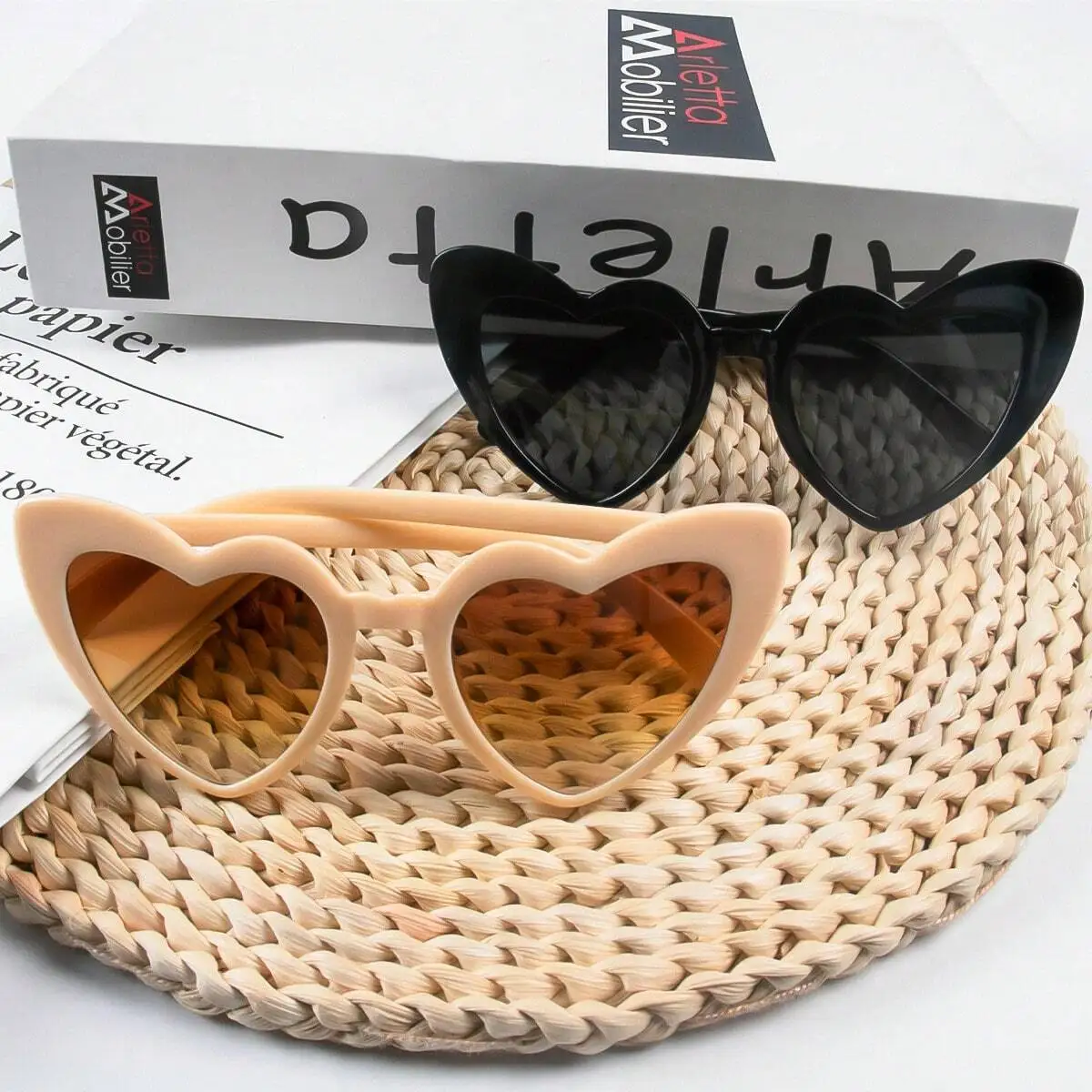 8PCS Women Vintage Heart Cat Eye Sunglasses For Party Bridal Shower Wedding Favor
8PCS Women Vintage Heart Cat Eye Sunglasses For Party Bridal Shower Wedding Favor