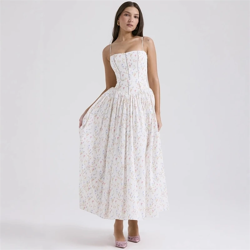 Women's Strappy & Strapless Dresses — Elegant, Retro-Print, Waist-Cinching, Cutout-Paneled Maxi Dress (New Summer 2026 )
Women's Strappy & Strapless Dresses — Elegant, Retro-Print, Waist-Cinching, Cutout-Paneled Maxi Dress (New Summer 2026 )