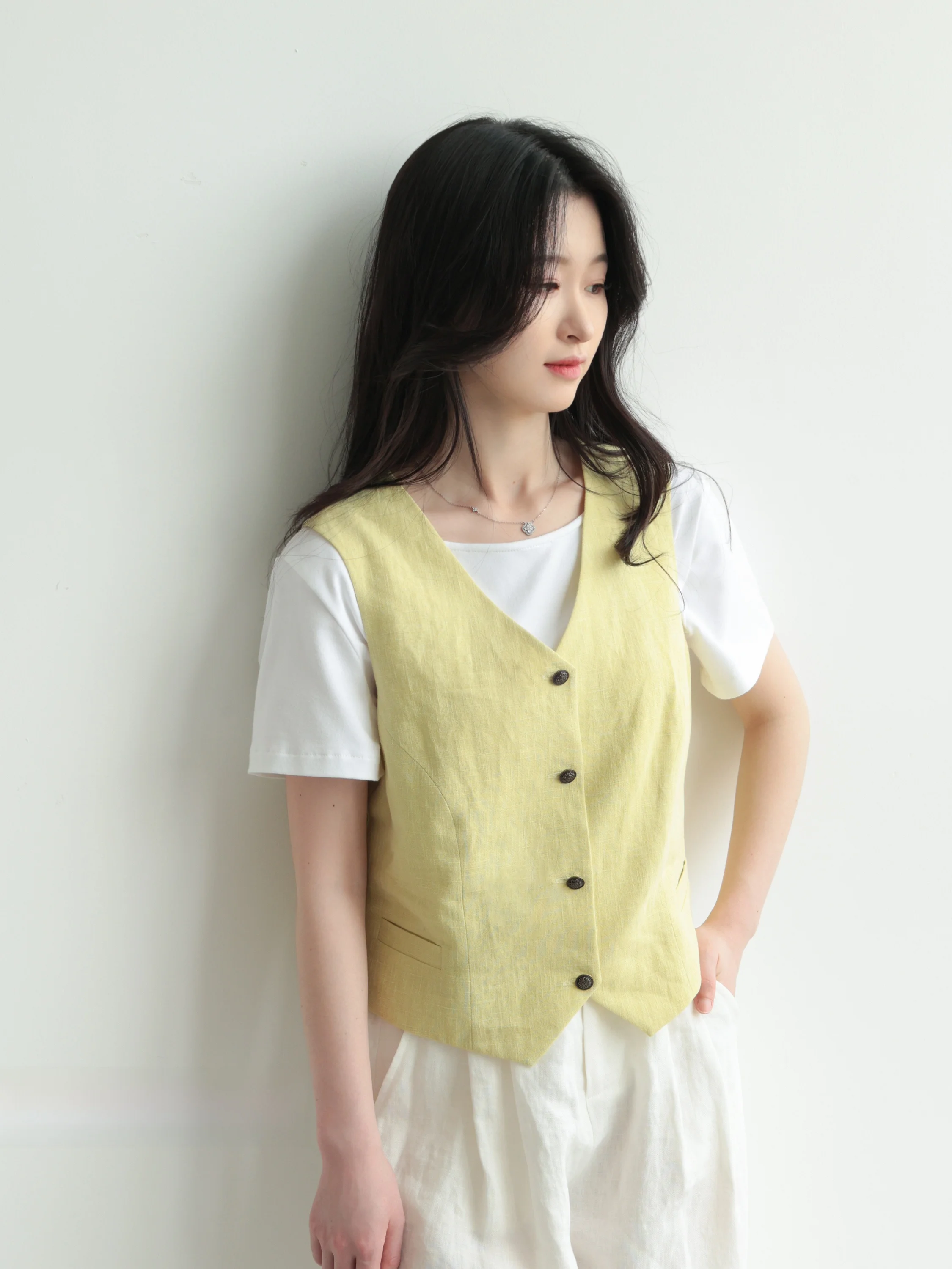 Simple Versatile V-Ne Jaet Pattern DIY Sewing Autonus Version BD29 Home Fabric Accories from China Dalian
Simple Versatile V-Ne Jaet Pattern DIY Sewing Autonus Version BD29 Home Fabric Accories from China Dalian