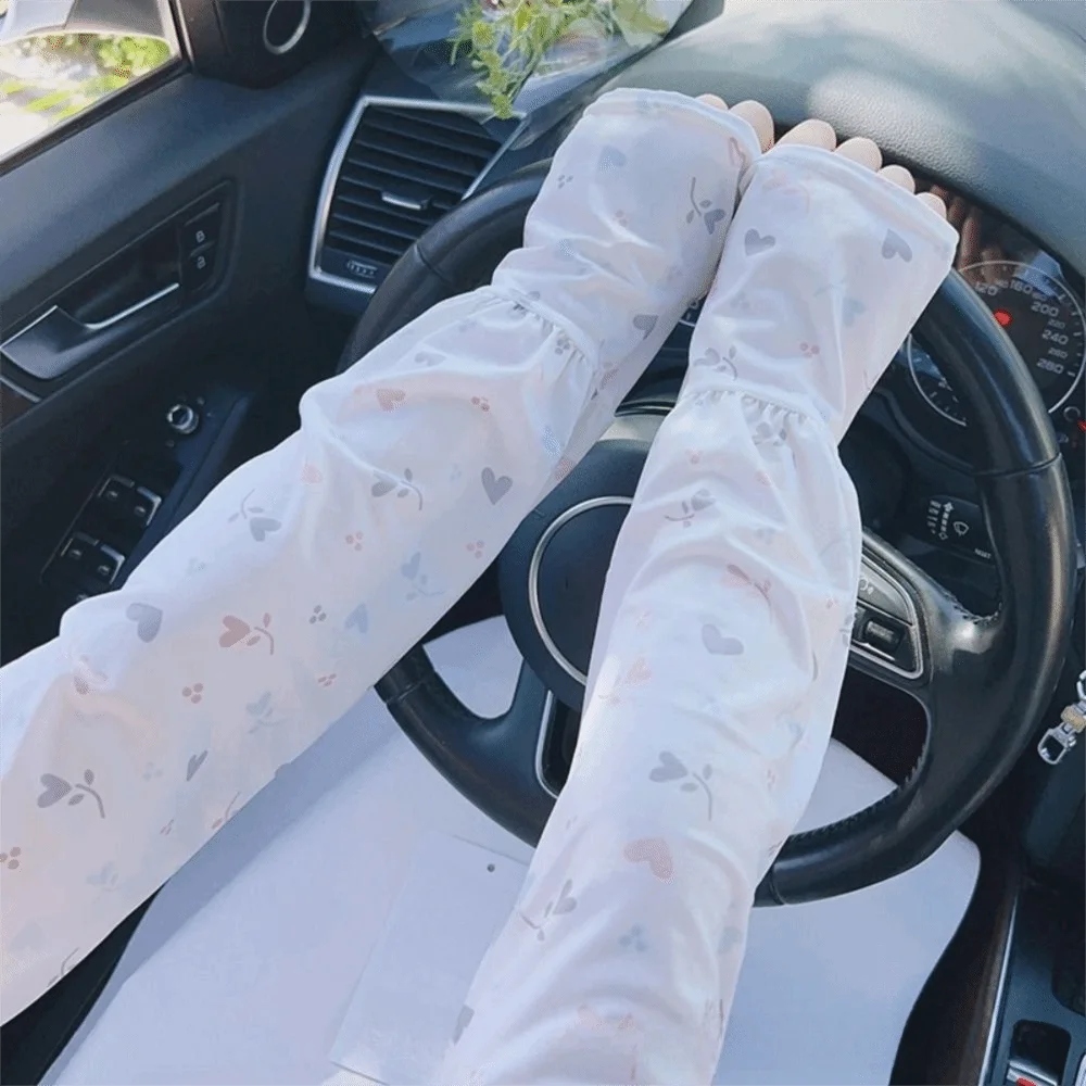 Breathable Ice Silk Sleeve Loose Fit Love Flower Print Sun Protection Sleeves Cooling Material UV Protection Sleeves Hiking
Breathable Ice Silk Sleeve Loose Fit Love Flower Print Sun Protection Sleeves Cooling Material UV Protection Sleeves Hiking