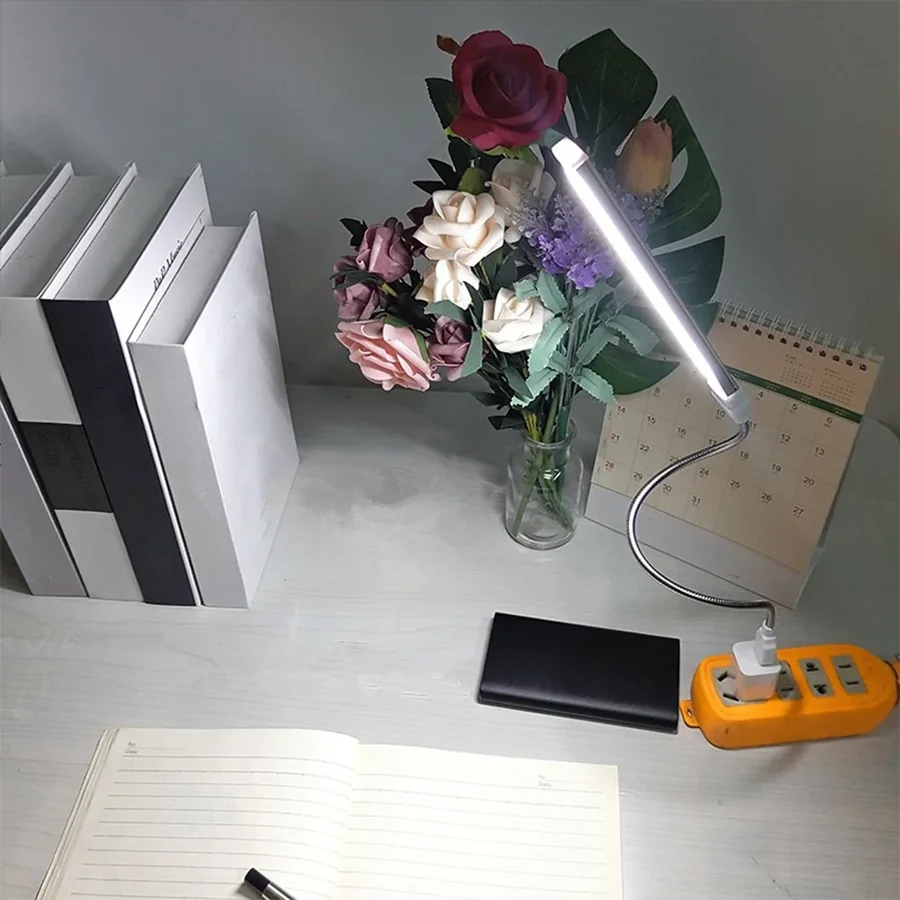 Portable Laptops LED USB Lamp Touch Sensor Dimmable Table Desk Lamp Flexible Eye-care Reading Night Light Bedroom Study Lighting
Portable Laptops LED USB Lamp Touch Sensor Dimmable Table Desk Lamp Flexible Eye-care Reading Night Light Bedroom Study Lighting