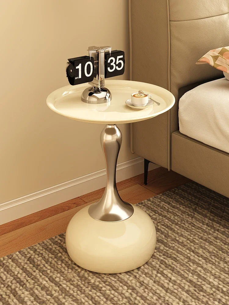 small coffee table, light luxury, high-end creative cream style, household bedroom, sofa, side table storage rack
small coffee table, light luxury, high-end creative cream style, household bedroom, sofa, side table storage rack