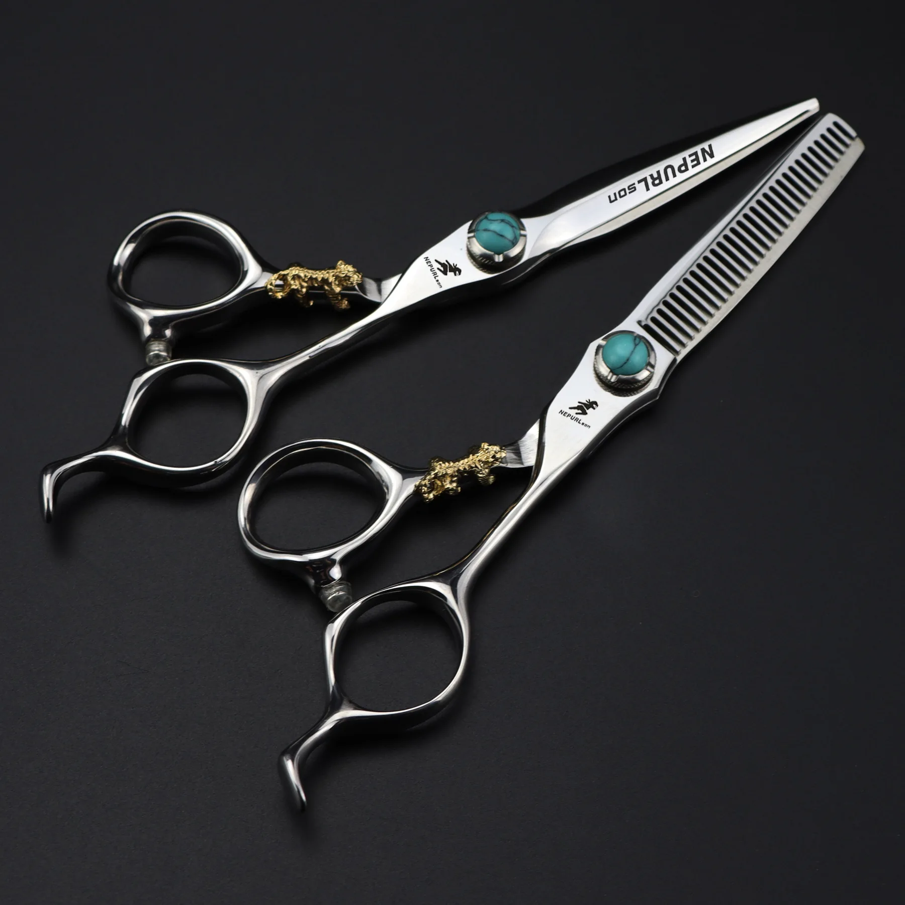 1pcs 6.0inch hairdressing scissors cutting cutting thin cutting high screws emerald gold tiger
1pcs 6.0inch hairdressing scissors cutting cutting thin cutting high screws emerald gold tiger