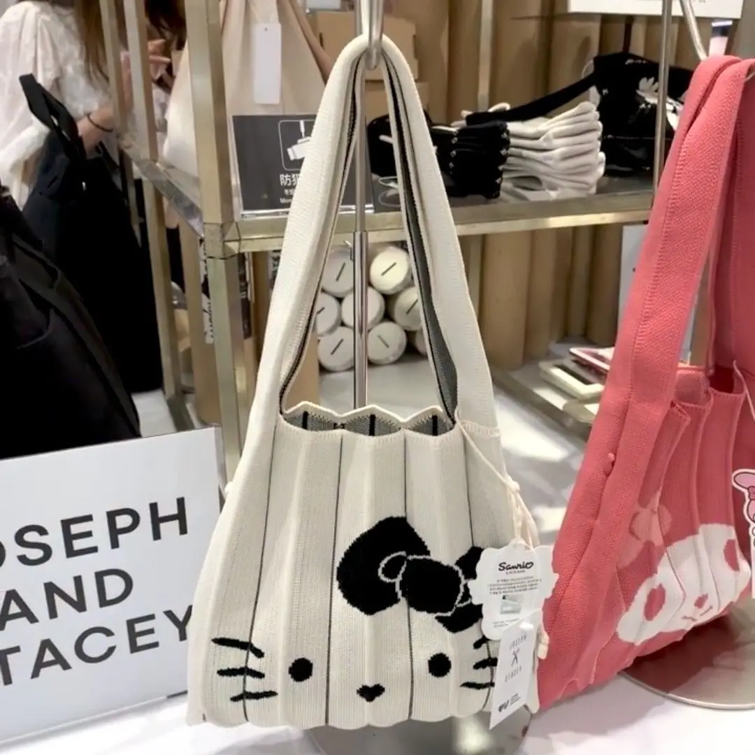 Hello Kitty Handbag Cute Cartoon Printing Hundred Folds Handbag New Fashion Versatile Leisure Trend Bag Birthday Present
Hello Kitty Handbag Cute Cartoon Printing Hundred Folds Handbag New Fashion Versatile Leisure Trend Bag Birthday Present