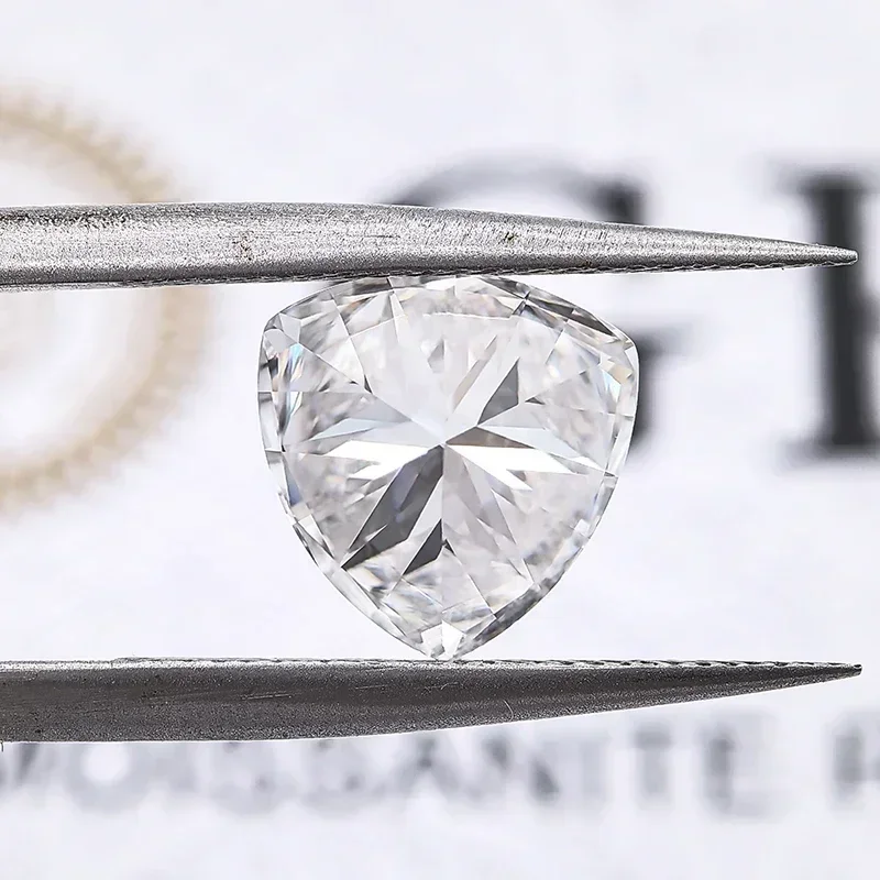 NEW Moissanite Stone Super White D Color Highest Grade VVS1 Trillyon Cut Top Quality Charms Jewelry Making Material With Certifi
NEW Moissanite Stone Super White D Color Highest Grade VVS1 Trillyon Cut Top Quality Charms Jewelry Making Material With Certifi