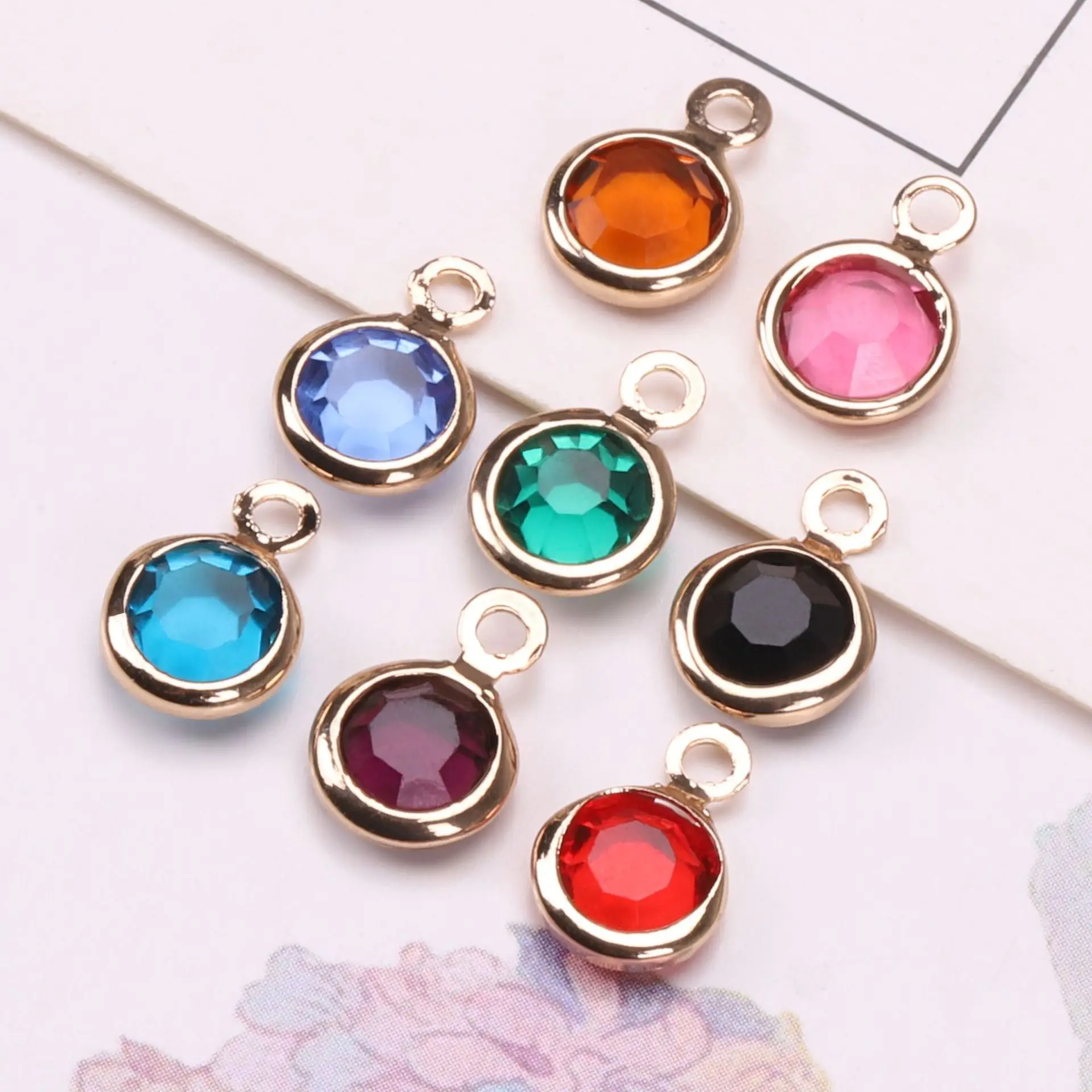 50pcs/ Bag Birthday Stone Colored Crystal Edge Circular Pendant DIY Earrings Necklace Bracelet Pendant
50pcs/ Bag Birthday Stone Colored Crystal Edge Circular Pendant DIY Earrings Necklace Bracelet Pendant