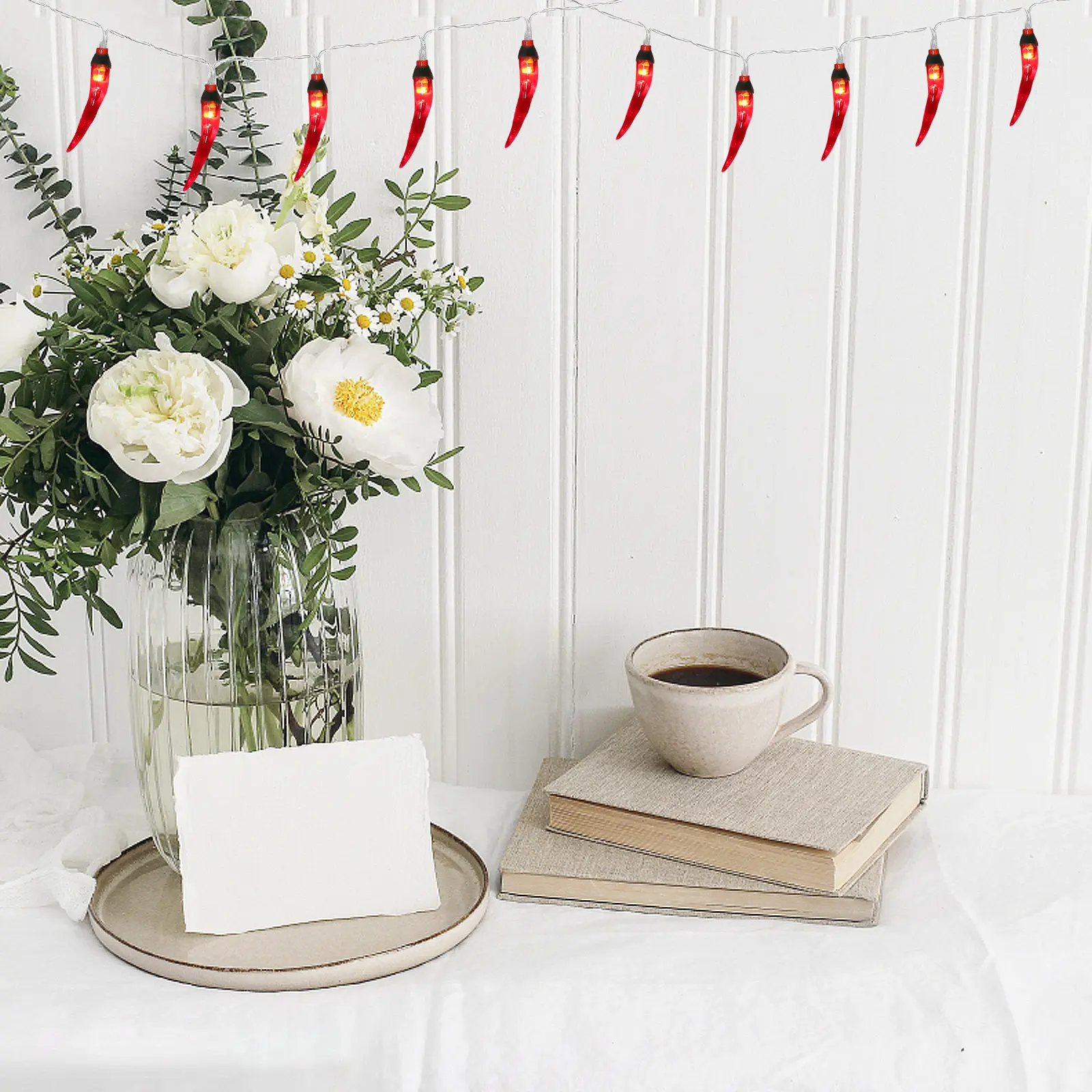 Portable Red Chili Pepper String Lights Unique LED Design for Outdoor Camping Patio Balcony Festival Decoration
Portable Red Chili Pepper String Lights Unique LED Design for Outdoor Camping Patio Balcony Festival Decoration