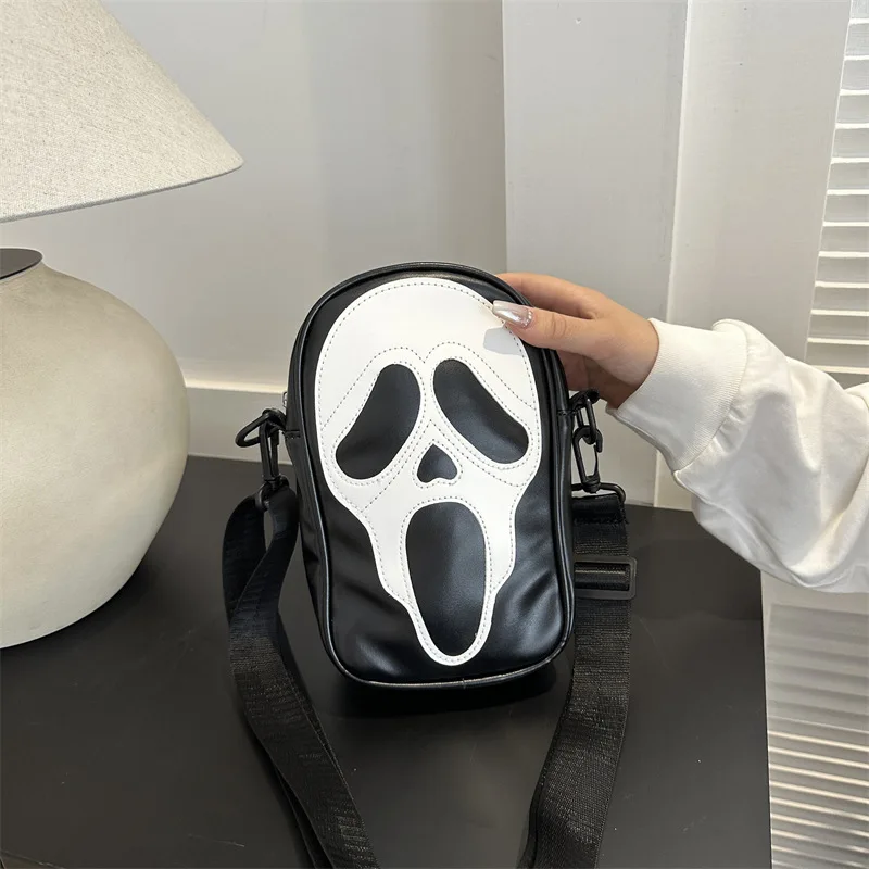 Edgy Skull & Ghost Crossbody Shoulder Bag, New Funny Phone Carrier Purse for Women/Men Compact Square Bag Gothic Personality
Edgy Skull & Ghost Crossbody Shoulder Bag, New Funny Phone Carrier Purse for Women/Men Compact Square Bag Gothic Personality