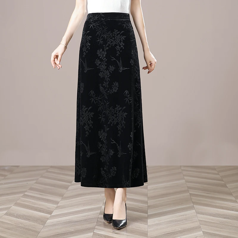 Новая китайская вышитая юбка миди для женщин среднего возраста: модная осенняя одежда свободного кроя с цветочным узором
Новая китайская вышитая юбка миди для женщин среднего возраста: модная осенняя одежда свободного кроя с цветочным узором