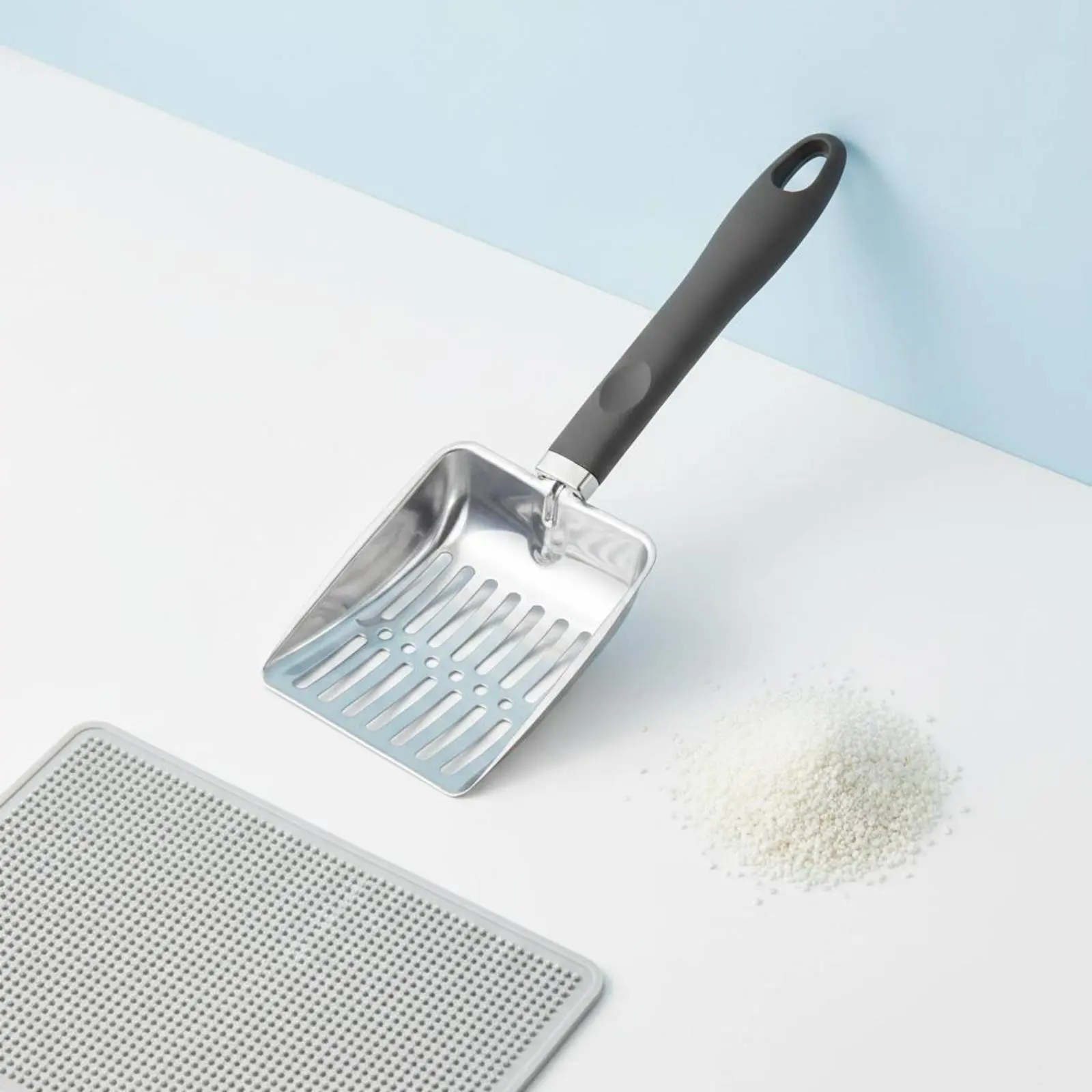 Stainless Steel Litter Scoop Slotted Design Long Handle Feline Litter Scoop Feline Poop Scooper Easy to Clean
Stainless Steel Litter Scoop Slotted Design Long Handle Feline Litter Scoop Feline Poop Scooper Easy to Clean