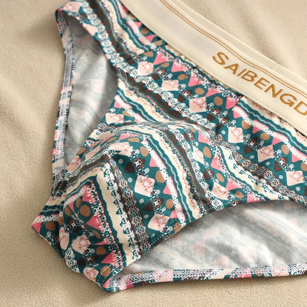 Mens Sexy Print Breathable Briefs Low Rise Underwear Bulge Pouch Underpants U Convex Pouch Briefs Teenage Underpants Young
Mens Sexy Print Breathable Briefs Low Rise Underwear Bulge Pouch Underpants U Convex Pouch Briefs Teenage Underpants Young