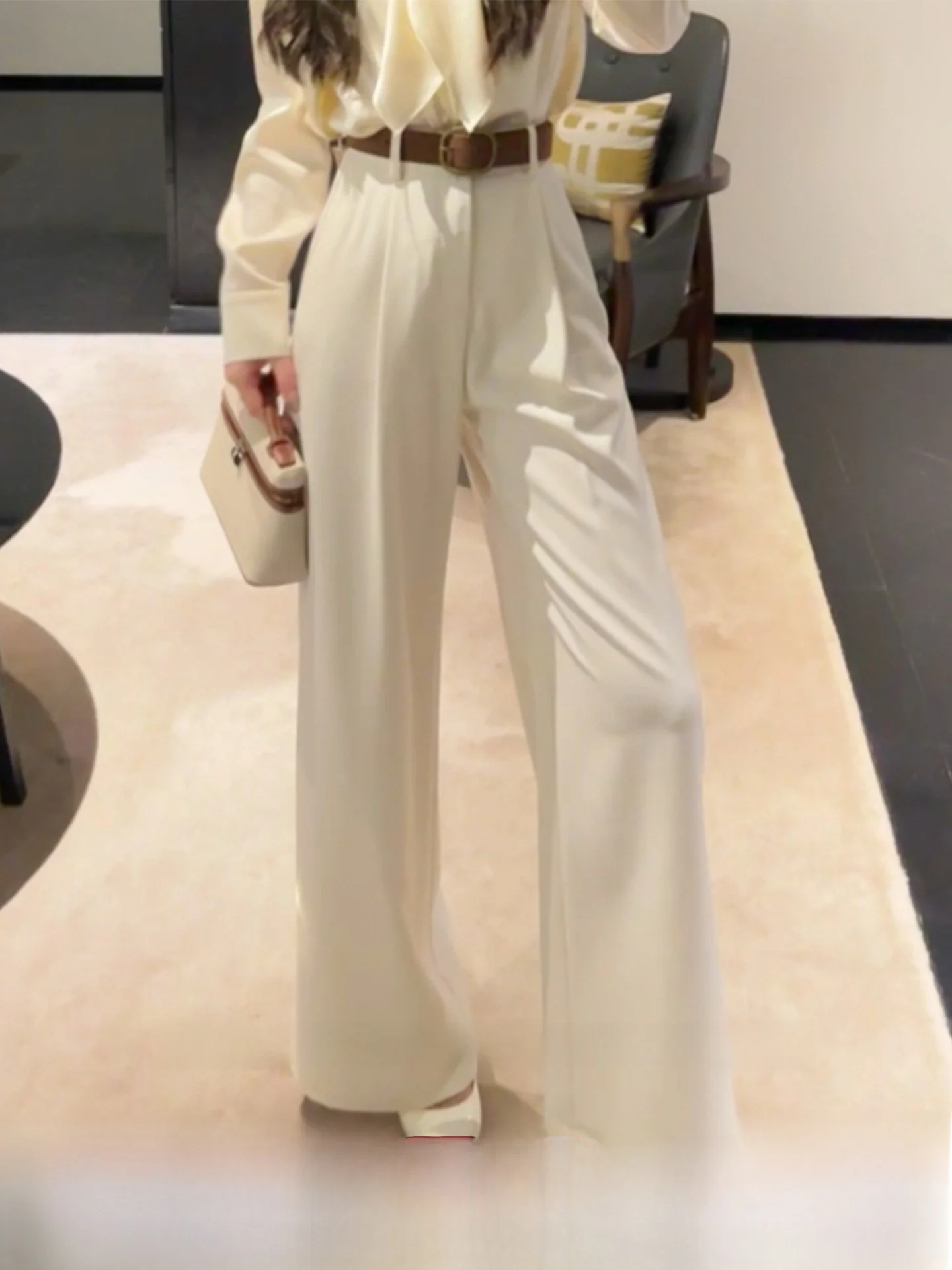 White Wide Leg Casual Pants Women's Spring Versatile Slimming High Waist Zipper Polyester Fiber Ladies Straight Tube Pants
White Wide Leg Casual Pants Women's Spring Versatile Slimming High Waist Zipper Polyester Fiber Ladies Straight Tube Pants