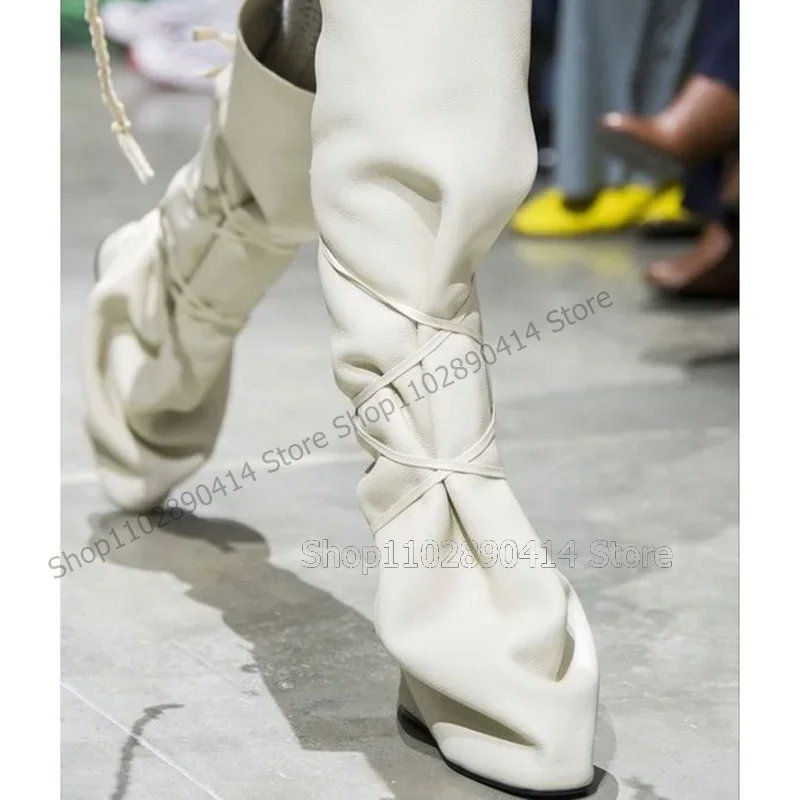 White Pleated Design Strappy Square Toe Runway Boots Slip On Women Shoes Wedges Heel Fashion Banquet 2025 Zapatos Para Mujere 
White Pleated Design Strappy Square Toe Runway Boots Slip On Women Shoes Wedges Heel Fashion Banquet 2025 Zapatos Para Mujere