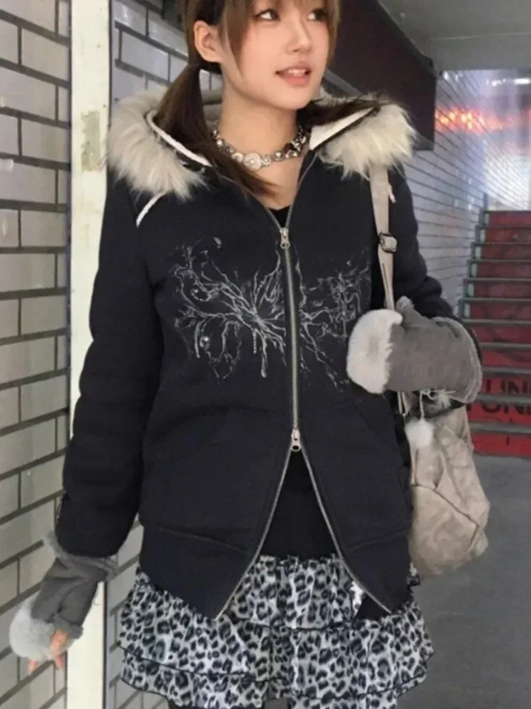 Y2k Sweatshirt Fur Patchwork Hoodies Women Vintage Print Jackets Korean Double Zippers Hooded Coats Harajuku Grunge Streetwear
Y2k Sweatshirt Fur Patchwork Hoodies Women Vintage Print Jackets Korean Double Zippers Hooded Coats Harajuku Grunge Streetwear