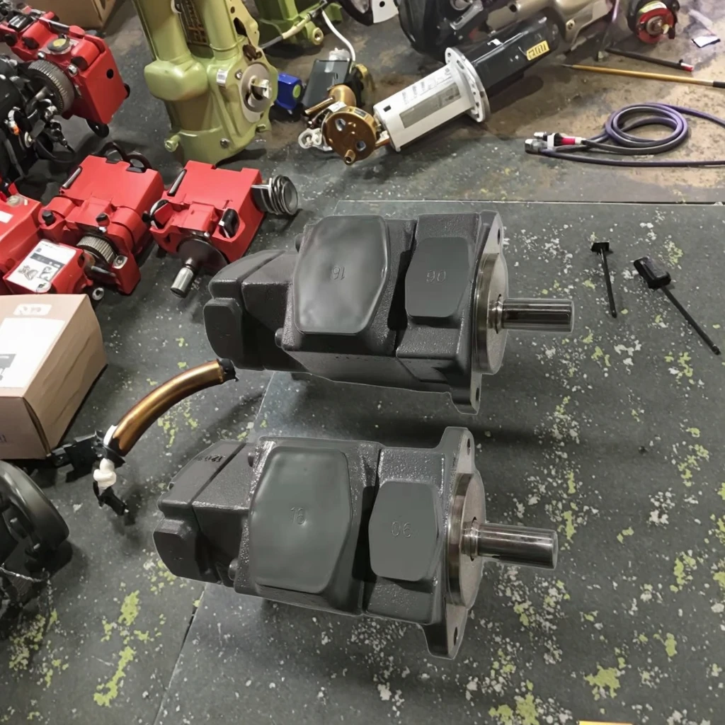 Yuken S-PV2R12 Series Hydraulic Pumps Double Vane Vane Pump S-PV2R12-19-26-F-REAA-40 Multiple Models Available
Yuken S-PV2R12 Series Hydraulic Pumps Double Vane Vane Pump S-PV2R12-19-26-F-REAA-40 Multiple Models Available