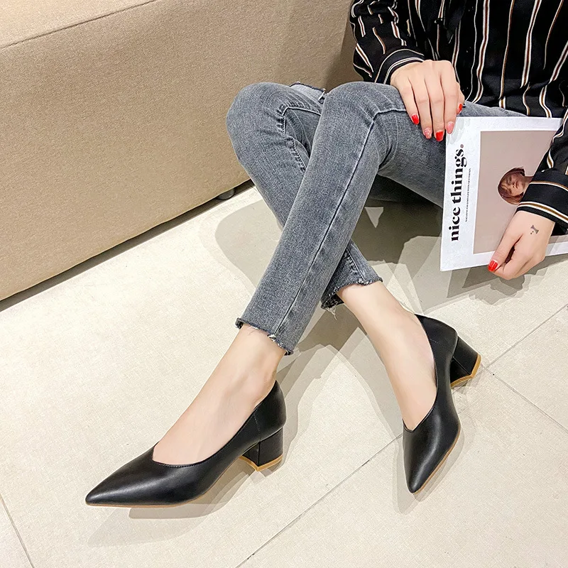 Woman Elegant Spring Pointed Toe Concise Female Shoes Black Breathable Shallow 5CM High Heel Comfortable Fetish Retro Loafers
Woman Elegant Spring Pointed Toe Concise Female Shoes Black Breathable Shallow 5CM High Heel Comfortable Fetish Retro Loafers