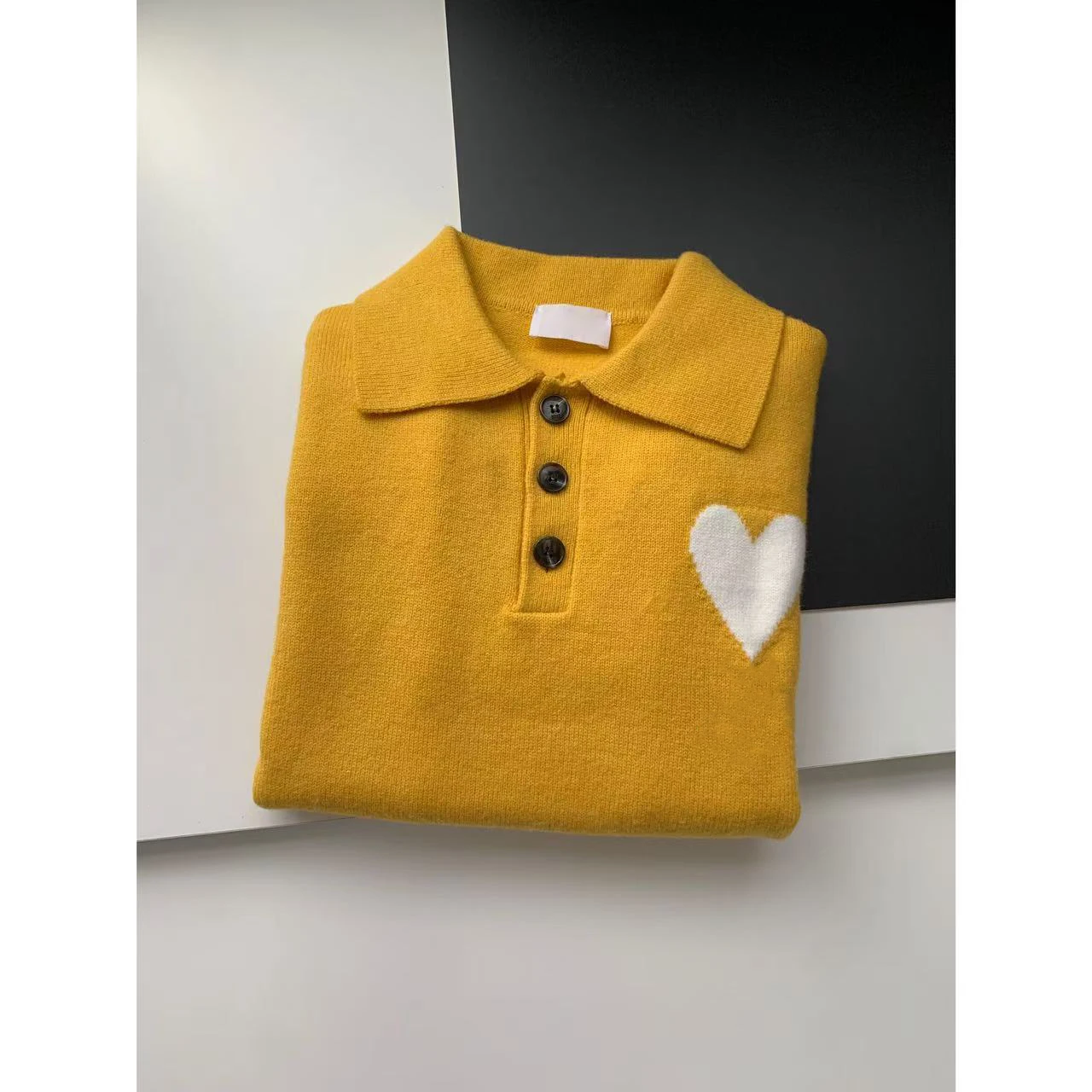 KAILE Love Pattern Knitted Sweater Collar Loose Fit V-Neck Long Sleeve Men's Spring Fashion Casual Color Knitwear
KAILE Love Pattern Knitted Sweater Collar Loose Fit V-Neck Long Sleeve Men's Spring Fashion Casual Color Knitwear