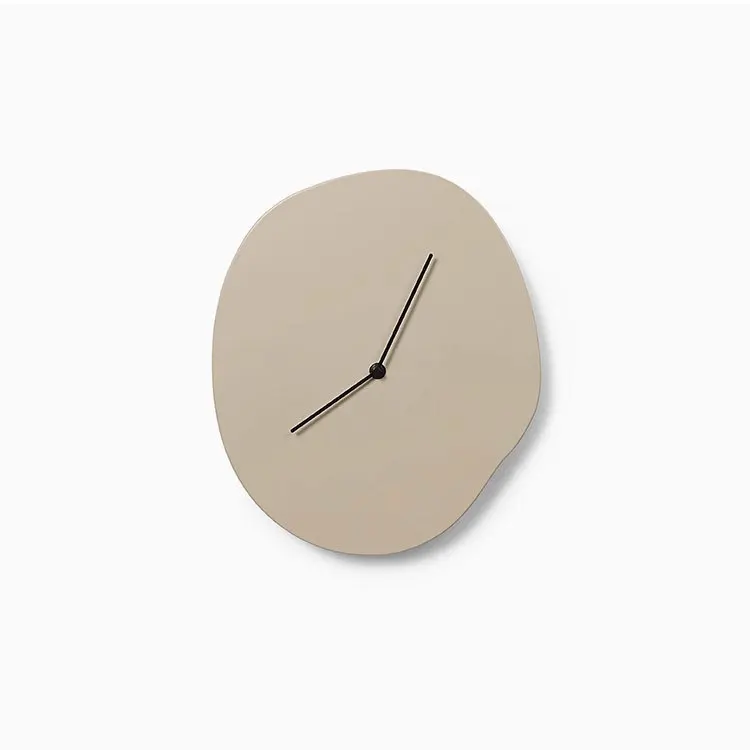 Simple modern quartz clock wall clock ornament living room atmosphere home model room
Simple modern quartz clock wall clock ornament living room atmosphere home model room