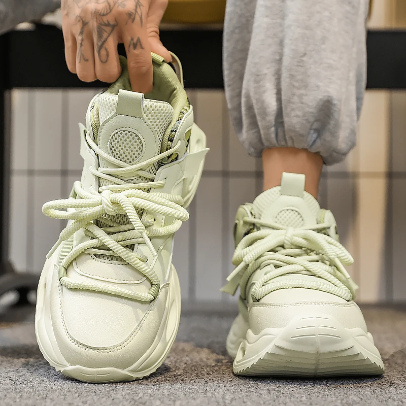 Удобная модная и повседневная новая дышащая износостойкая нескользящая мужская спортивная обувь для бега на толстой подошве 
Удобная модная и повседневная новая дышащая износостойкая нескользящая мужская спортивная обувь для бега на толстой подошве