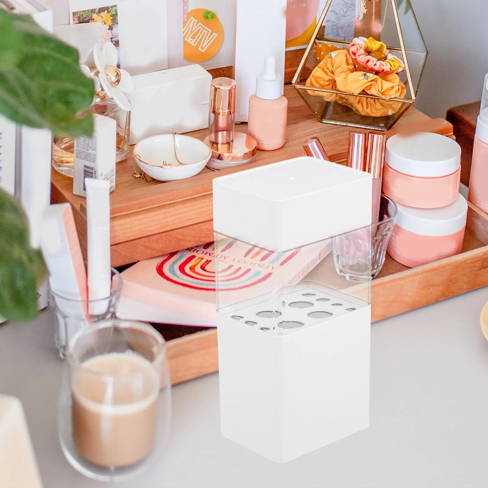 Премиальный пластиковый органайзер для кистей для макияжа: прозрачный контейнер с крышкой для кистей, подводок и карандашей, для организации на туалетном столике или рабочем столе
Премиальный пластиковый органайзер для кистей для макияжа: прозрачный контейнер с крышкой для кистей, подводок и карандашей, для организации на туалетном столике или рабочем столе