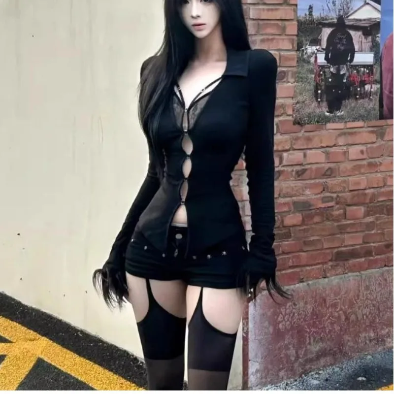 Vintage Lace Patchwork Streetwear Grunge Tops 2025 Harajuku Fur Slim Fit Tees Femme Y2k Aesthetic Women Sexy Hollow Out T-shirt
Vintage Lace Patchwork Streetwear Grunge Tops 2025 Harajuku Fur Slim Fit Tees Femme Y2k Aesthetic Women Sexy Hollow Out T-shirt