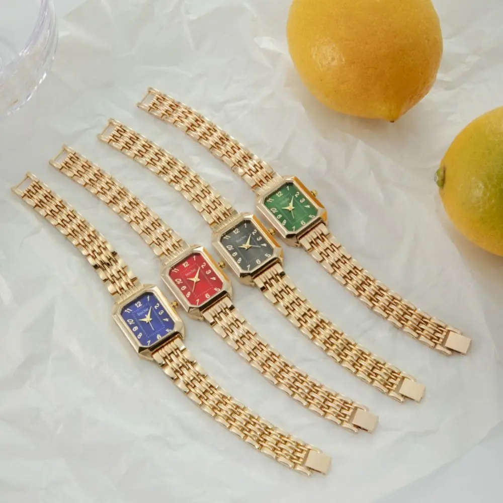 Hot Stainless Steel Quartz Watches Quartz Folding buckle Women Wristwatch Square Simple Strap Watch Women
Hot Stainless Steel Quartz Watches Quartz Folding buckle Women Wristwatch Square Simple Strap Watch Women
