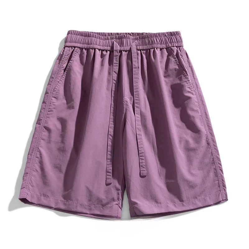 Мужские тонкие спортивные шорты для лета, быстросохнущие, свободные, из ледяного шелка, баскетбольные брюки, модные брендовые спортивные пляжные бриджи средней длины
Мужские тонкие спортивные шорты для лета, быстросохнущие, свободные, из ледяного шелка, баскетбольные брюки, модные брендовые спортивные пляжные бриджи средней длины