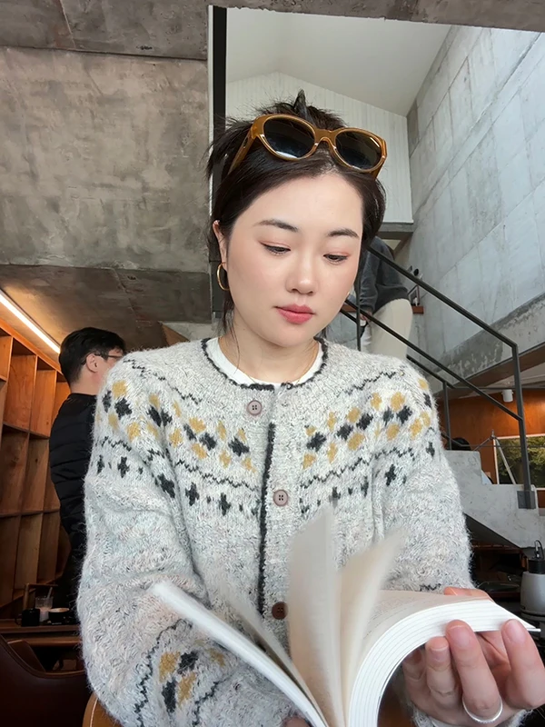 Мягкий вязаный свитер из шерстяной смеси с узором Fair Isle, разноцветный открытый кардиган, женский повседневный свободный топ с длинными рукавами
Мягкий вязаный свитер из шерстяной смеси с узором Fair Isle, разноцветный открытый кардиган, женский повседневный свободный топ с длинными рукавами