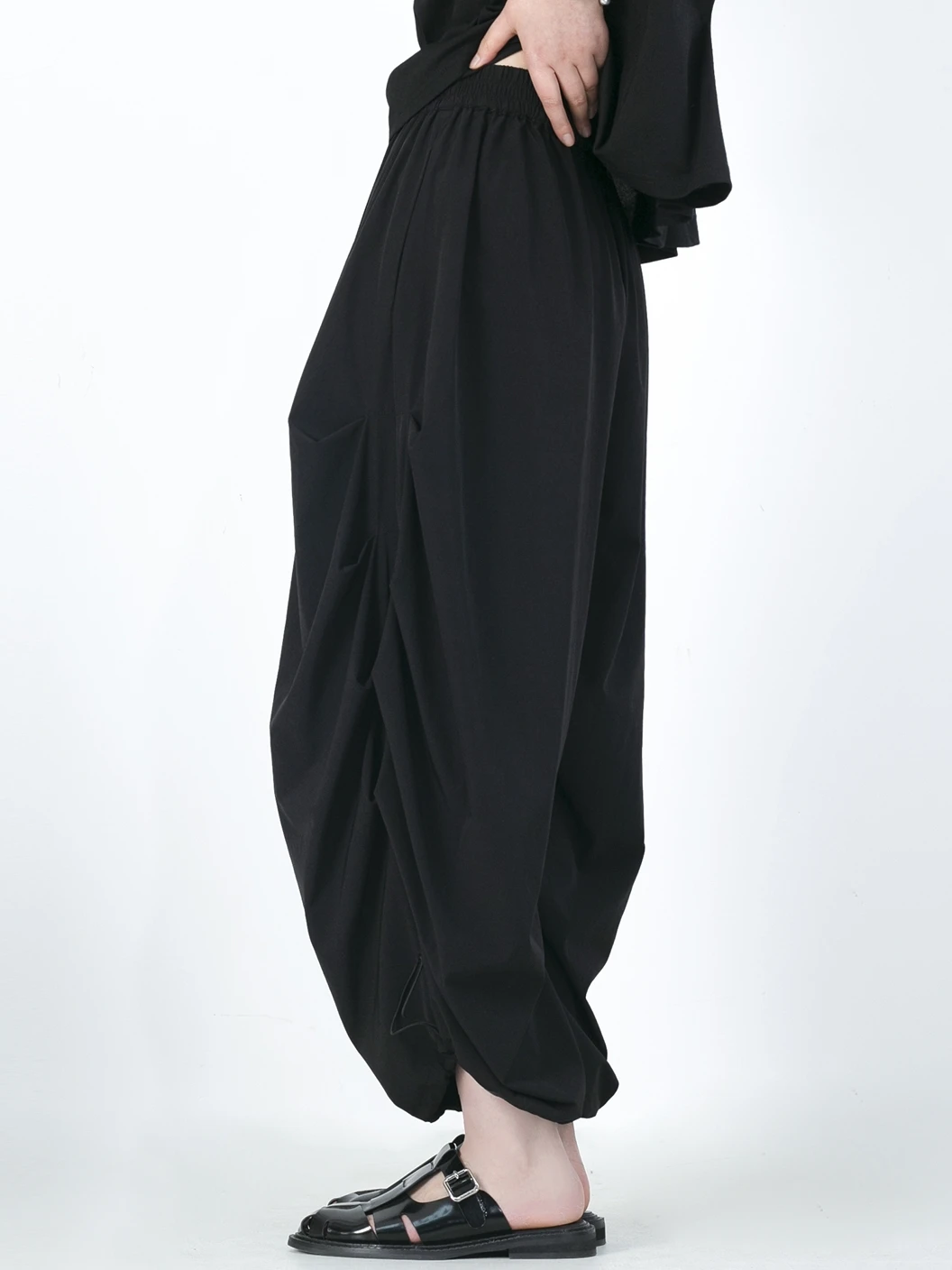 Quick Dry Loose Fit Thin Sport Pants Casual Design Women's Summer New Style Bookru Nylon Harlan Pants Simple Style Natural Waist
Quick Dry Loose Fit Thin Sport Pants Casual Design Women's Summer New Style Bookru Nylon Harlan Pants Simple Style Natural Waist
