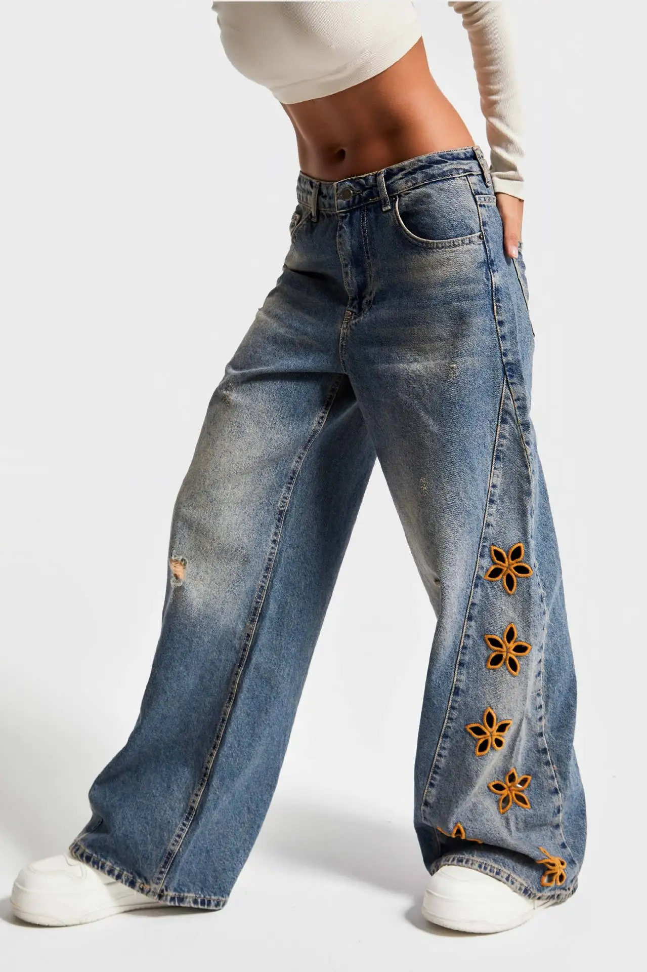 Whisper Lumi New High Waist Loose Fit Denim Pants Women Fashion Embroidery Casual Jeans Trousers
Whisper Lumi New High Waist Loose Fit Denim Pants Women Fashion Embroidery Casual Jeans Trousers