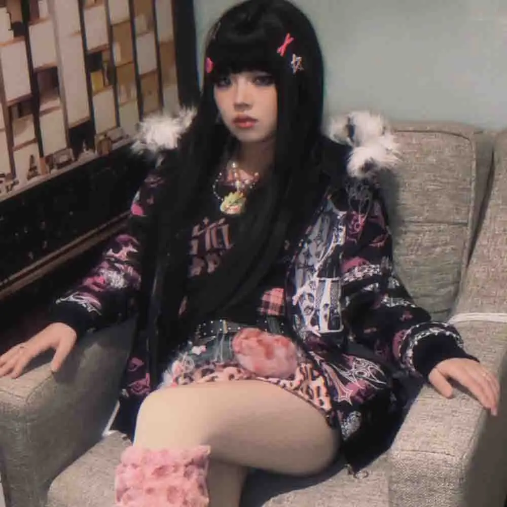 Y2K Hot Girls Hello Kittys Zipper Hooded Jacket Women Graphic Hoodies with Fur Collar American Retro High Street Tops Streetwear
Y2K Hot Girls Hello Kittys Zipper Hooded Jacket Women Graphic Hoodies with Fur Collar American Retro High Street Tops Streetwear
