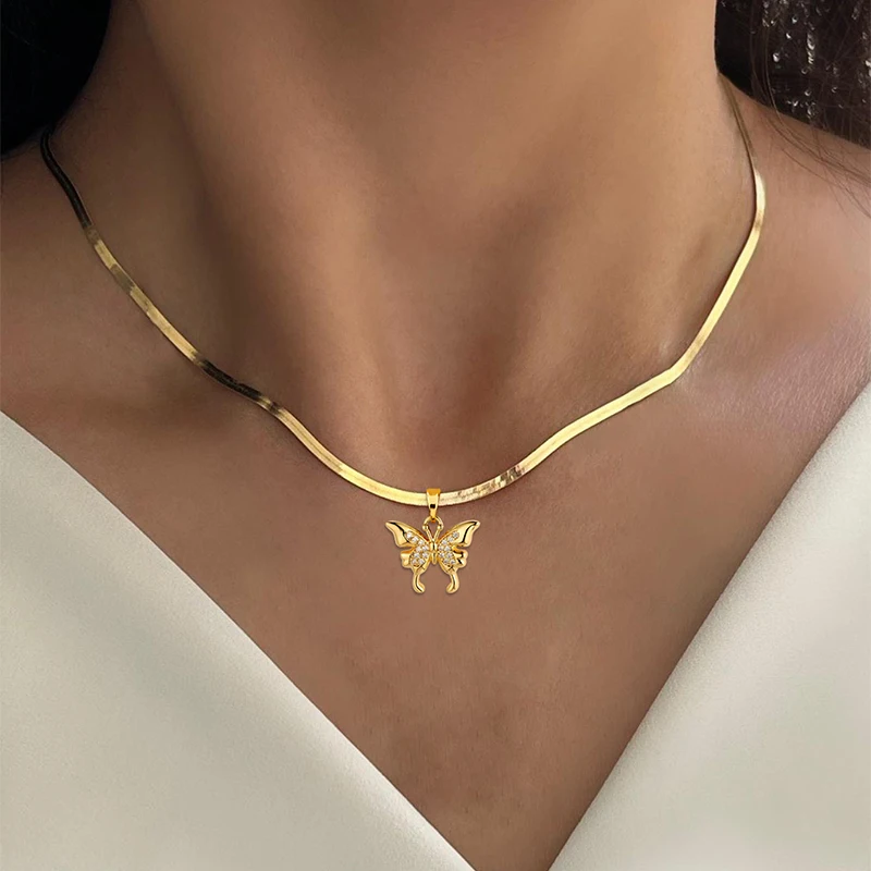 Classic Women's Versatile Pendant Necklace Blade Chain with Square Heart Butterfly & Cross Designs for Party Vacation Daily Wear
Classic Women's Versatile Pendant Necklace Blade Chain with Square Heart Butterfly & Cross Designs for Party Vacation Daily Wear