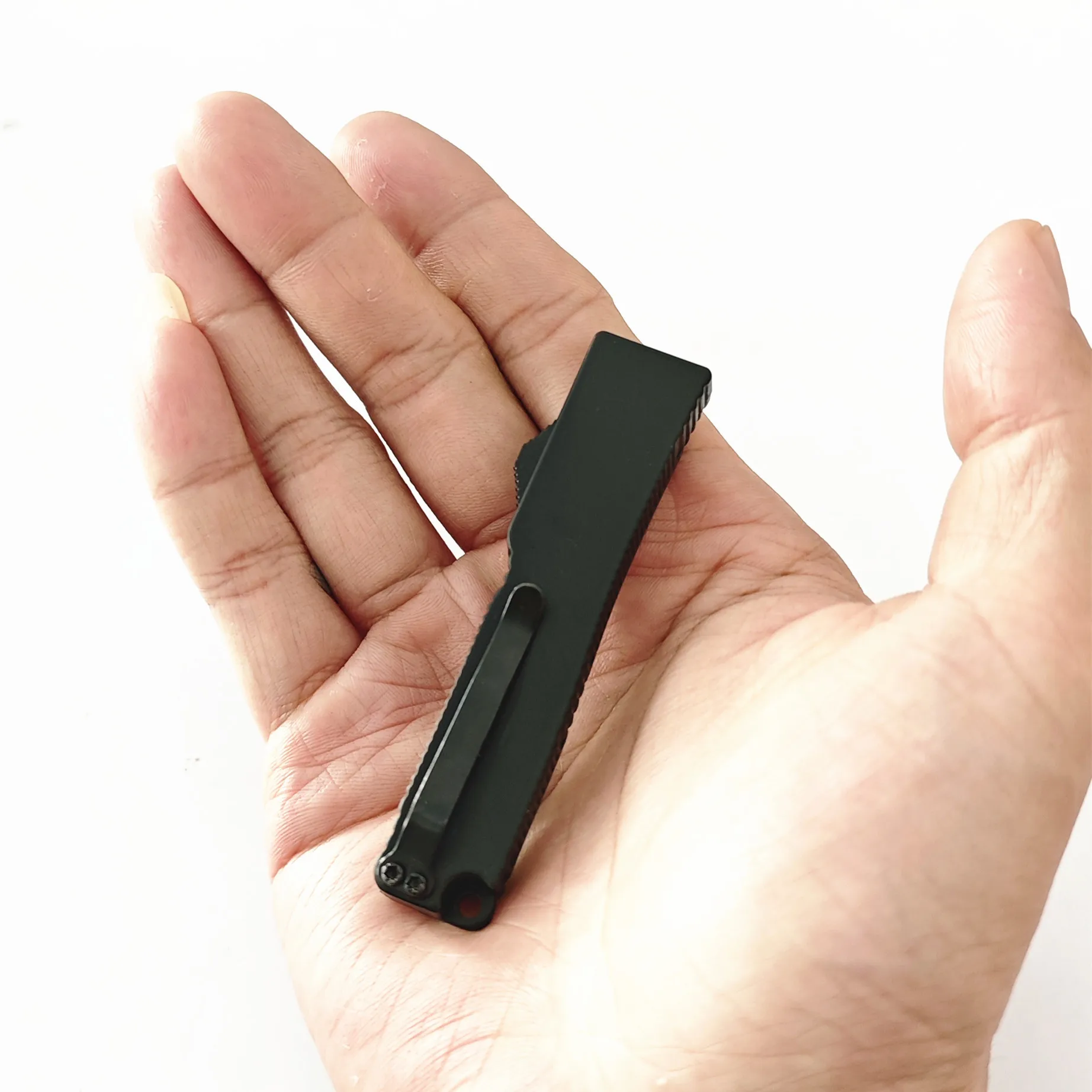 Outdoor Mini Pocket Knife, Folding Knife for Camping, Hiking and Traveling, Portable Fruit Knife, Folding Pocket Knife.
Outdoor Mini Pocket Knife, Folding Knife for Camping, Hiking and Traveling, Portable Fruit Knife, Folding Pocket Knife.