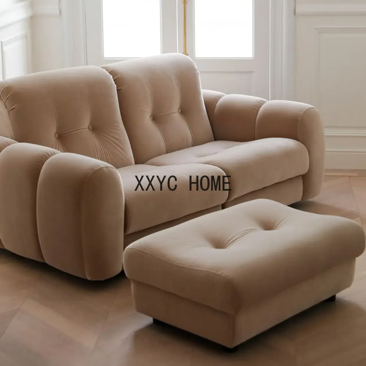 Italian Light Luxury High-End Villa Retro Living Room Model Room Small Apartment
Italian Light Luxury High-End Villa Retro Living Room Model Room Small Apartment