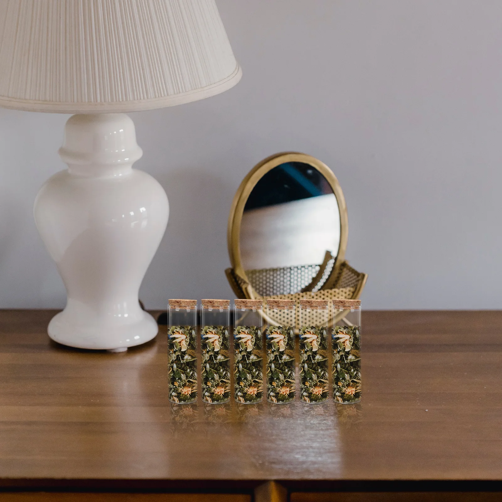 6Pcs Transparent Glass Bottle Mini Test Tubes with Wooden Cork for Potpourri Balls Gems Decoration Glass Test Tubes
6Pcs Transparent Glass Bottle Mini Test Tubes with Wooden Cork for Potpourri Balls Gems Decoration Glass Test Tubes