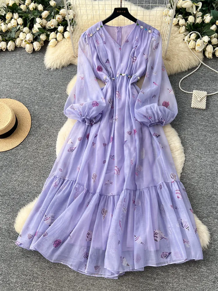 Новое весеннее женское платье 2026 года с V-образным вырезом, рукавами-фонариками, декором из ракушек, оборками, пэчворком, завышенной талией, принтом, А-силуэт, длинное
Новое весеннее женское платье 2026 года с V-образным вырезом, рукавами-фонариками, декором из ракушек, оборками, пэчворком, завышенной талией, принтом, А-силуэт, длинное