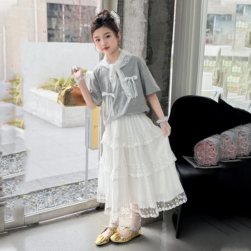 French design teen girls dress set cotton Shiny t-shirt+white lacetiered dress+Lace scarf junior kids clothes suit child outfits
French design teen girls dress set cotton Shiny t-shirt+white lacetiered dress+Lace scarf junior kids clothes suit child outfits