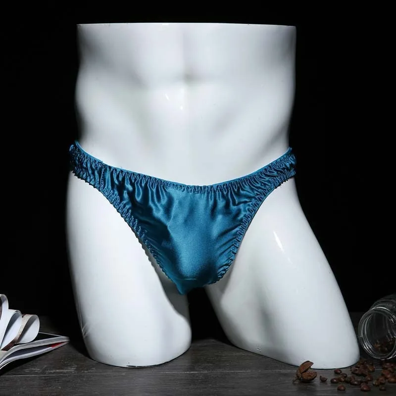100% Silk Men's T-Back Briefs Man Sexy Lingerie Bikini Smooth Bulge Pouch Thongs Underwear Low-rise Panties Man Soft Knickers
100% Silk Men's T-Back Briefs Man Sexy Lingerie Bikini Smooth Bulge Pouch Thongs Underwear Low-rise Panties Man Soft Knickers
