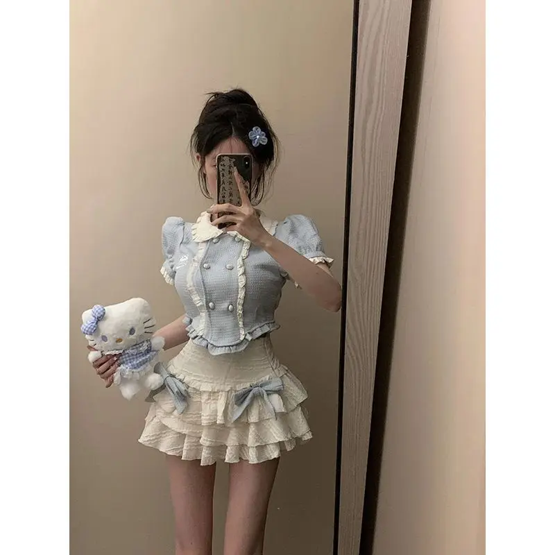 Sweet Hot Girl Suit Women's Summer Double-breasted Short-sleeved Top A-line Short Skirt Two-piece Set Fashion Female Clothes
Sweet Hot Girl Suit Women's Summer Double-breasted Short-sleeved Top A-line Short Skirt Two-piece Set Fashion Female Clothes
