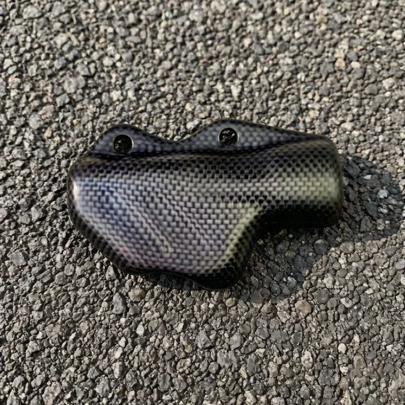 For DUCATI Panigale V4 S R V2 899 1199 959 1299 Streetfighter V4/S Motorcycle Carbon Fiber Rear Brake Pump Cover Protection Cap
For DUCATI Panigale V4 S R V2 899 1199 959 1299 Streetfighter V4/S Motorcycle Carbon Fiber Rear Brake Pump Cover Protection Cap
