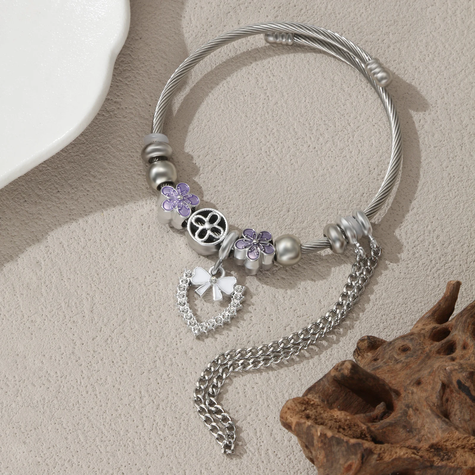 Silver Tone Charm Bangle with Purple Enamel Flower and Crystal Heart Pendant for Women
Silver Tone Charm Bangle with Purple Enamel Flower and Crystal Heart Pendant for Women