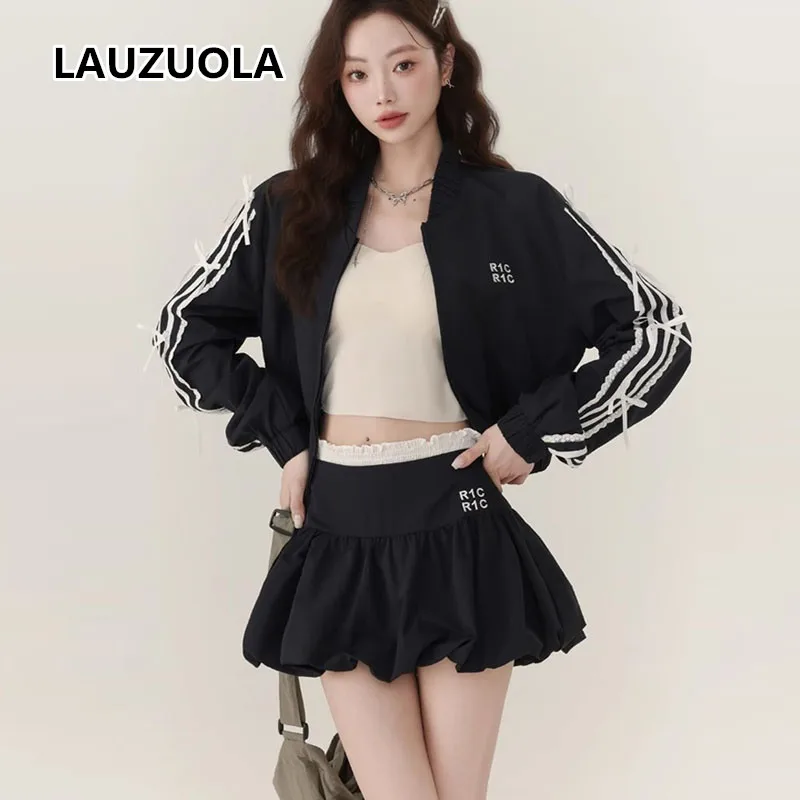Korean Style Navy Blue Bud Tennis Skirt Suit 2025 New Fashion 2 Piece Women Lace Bow Jacket And Mini Skirt Matching Set
Korean Style Navy Blue Bud Tennis Skirt Suit 2025 New Fashion 2 Piece Women Lace Bow Jacket And Mini Skirt Matching Set