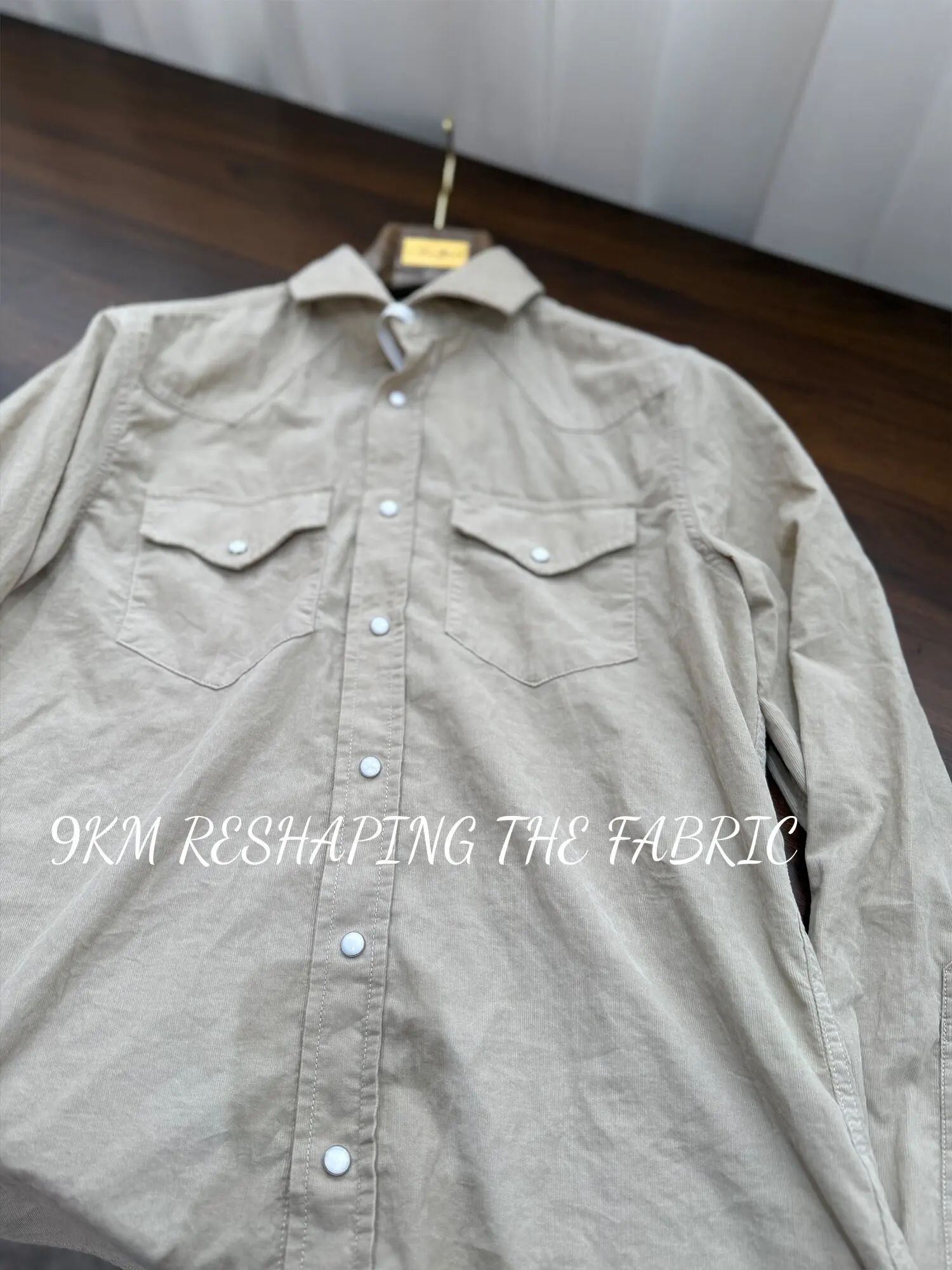 BC Corduroy old money denim wind white butterfly shell buckle cotton shirt casual jacket
BC Corduroy old money denim wind white butterfly shell buckle cotton shirt casual jacket