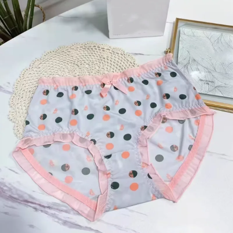 Large Size Women Underwear Ice Silk Printed Japanese Pure Cotton Crotch Briefs Sissy Cute Lace Edge Bow Seamless Thin Panties
Large Size Women Underwear Ice Silk Printed Japanese Pure Cotton Crotch Briefs Sissy Cute Lace Edge Bow Seamless Thin Panties
